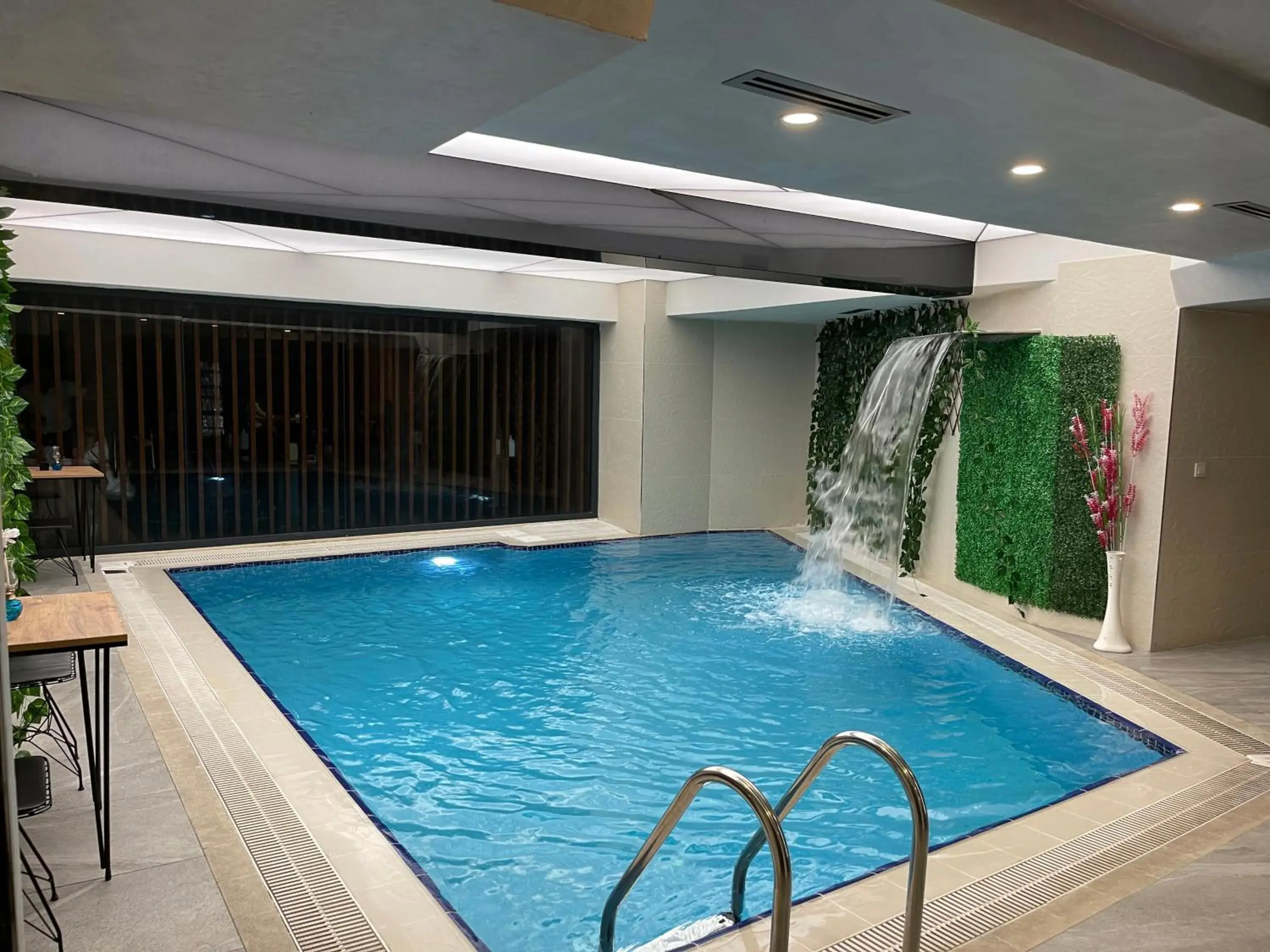 Pool view in Martinenz Hotel Pool view in Martinenz Hotel