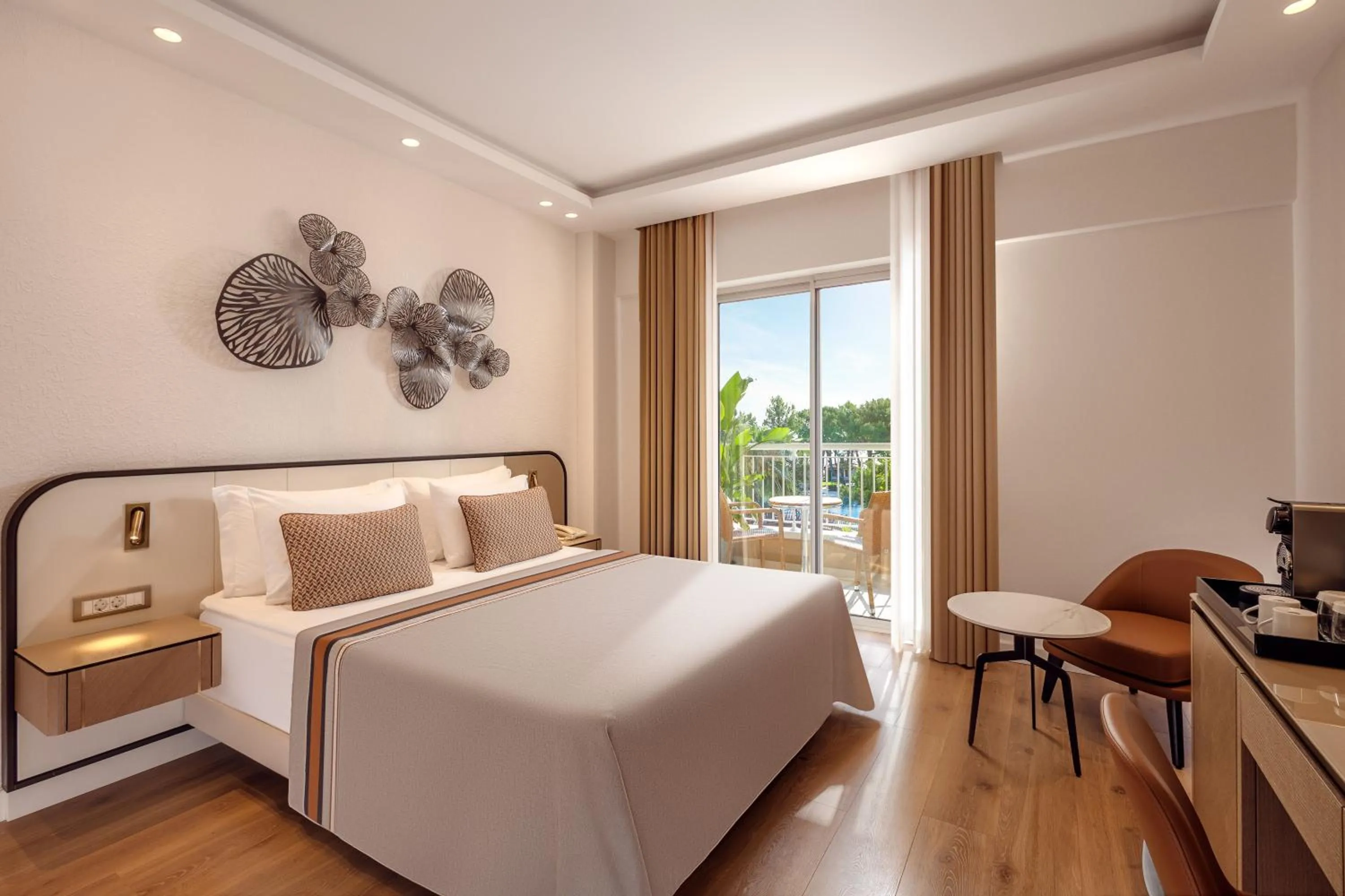 TV and multimedia, Bed in Akka Antedon Hotel - Premium All Inclusive