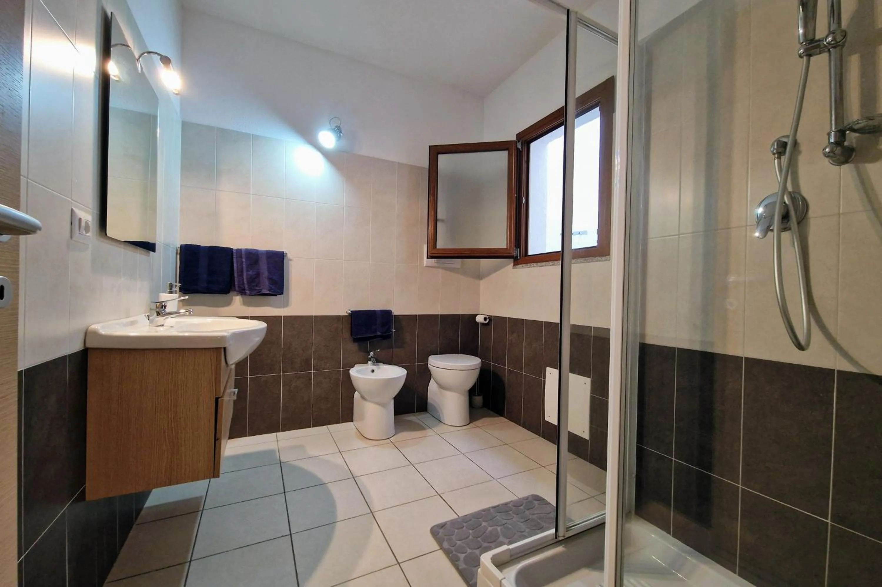 Bathroom in Sa Mamma e Sole B&B