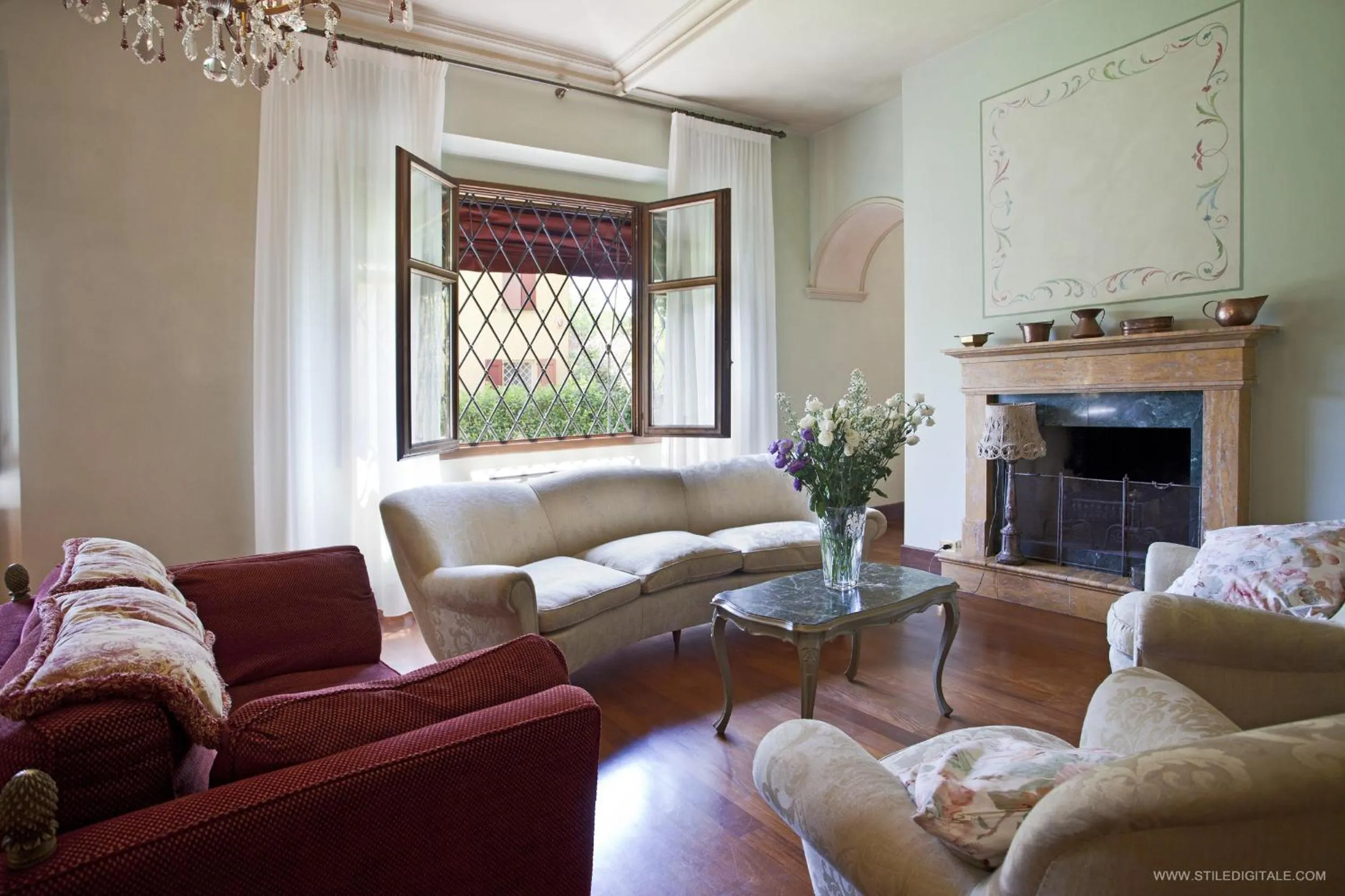 Text overlay in Pragatto Hills by Casino di Pragatto