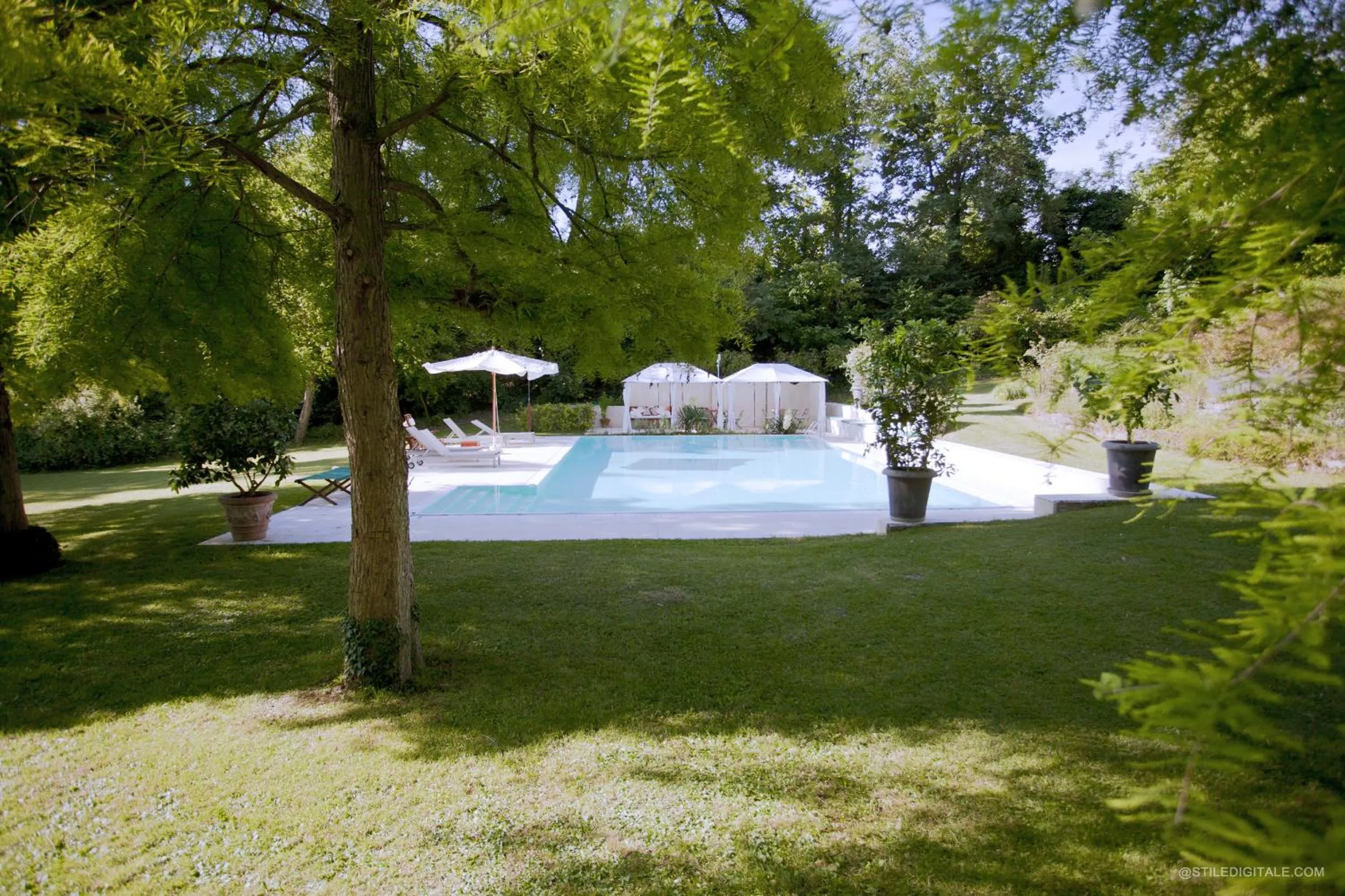 Pool view in Pragatto Hills by Casino di Pragatto