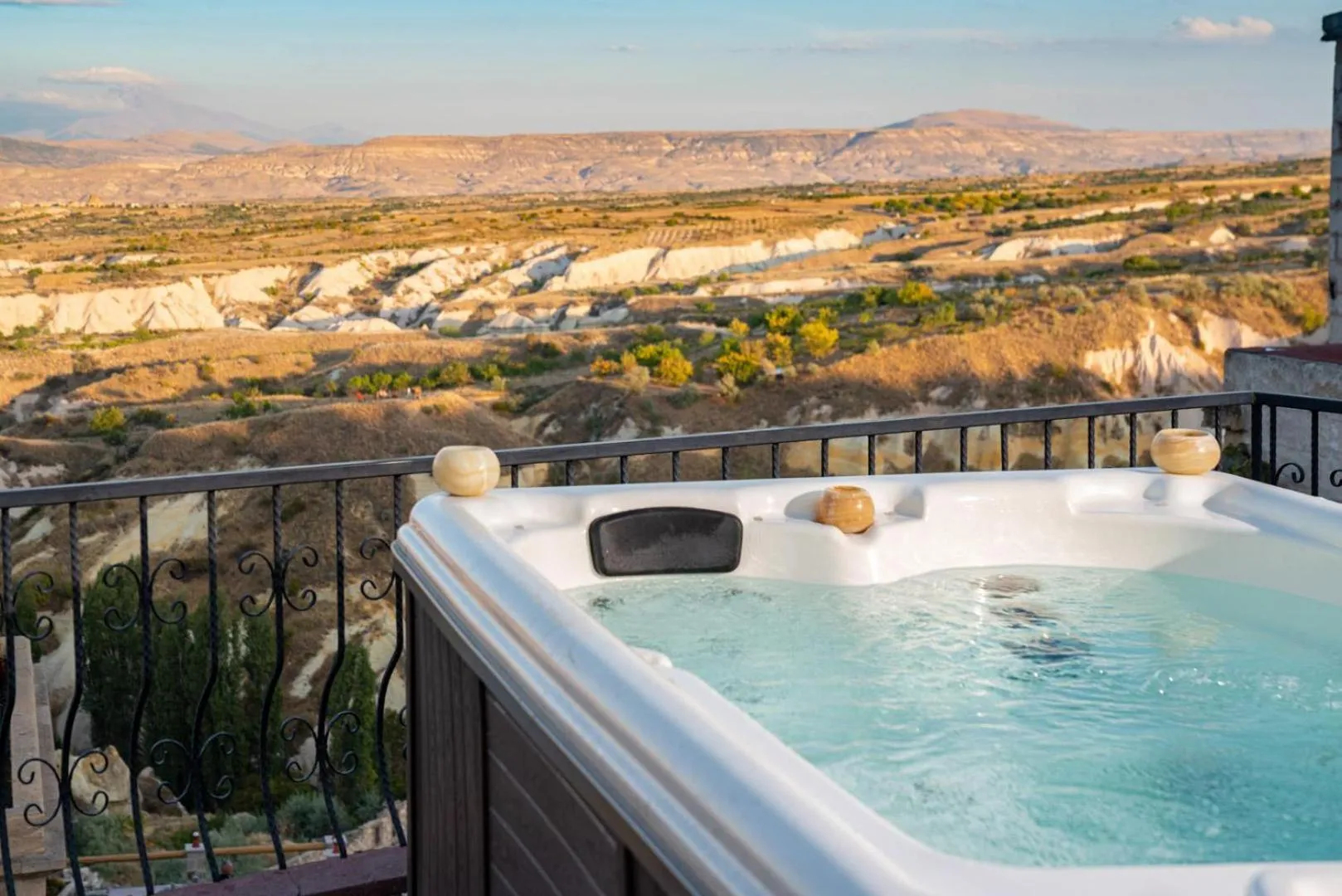 Photo of the whole room in Taskonaklar