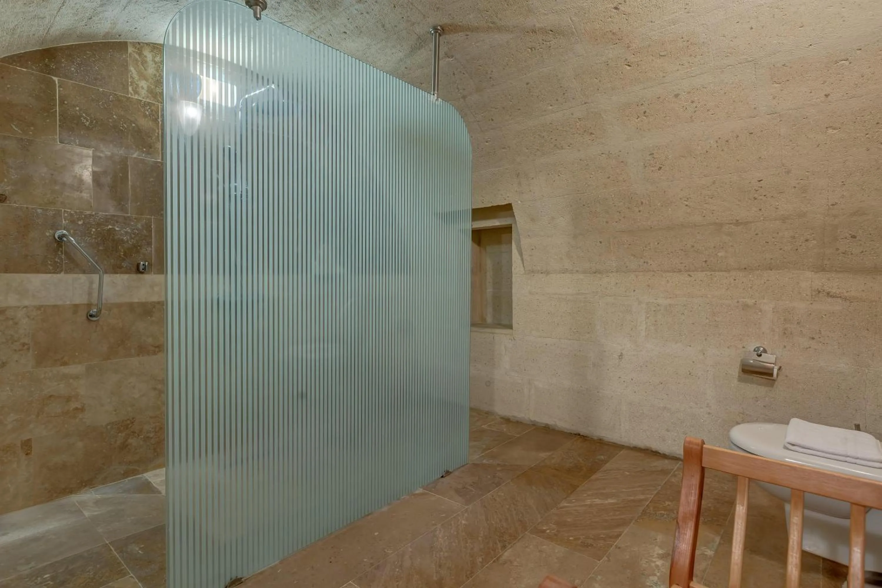 Photo of the whole room in Taskonaklar