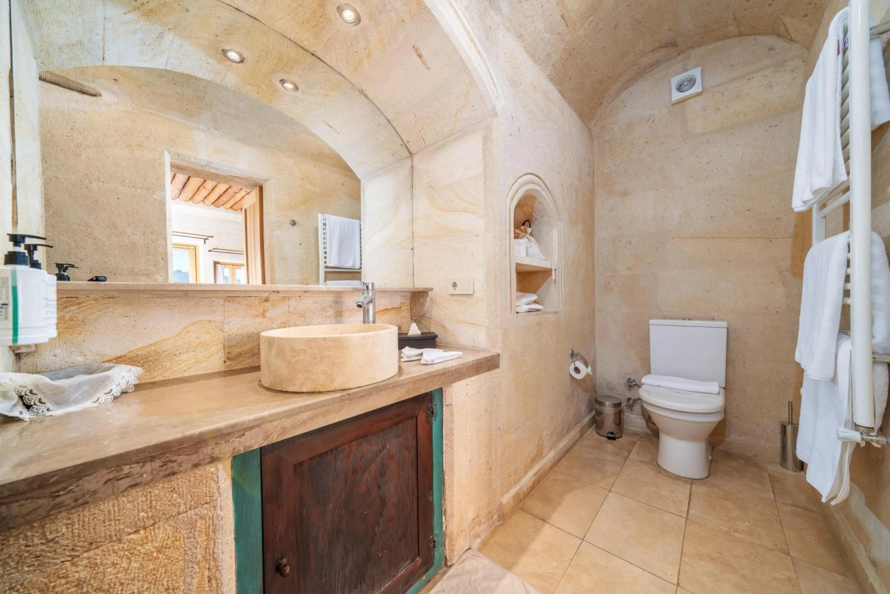 Bathroom in Taskonaklar