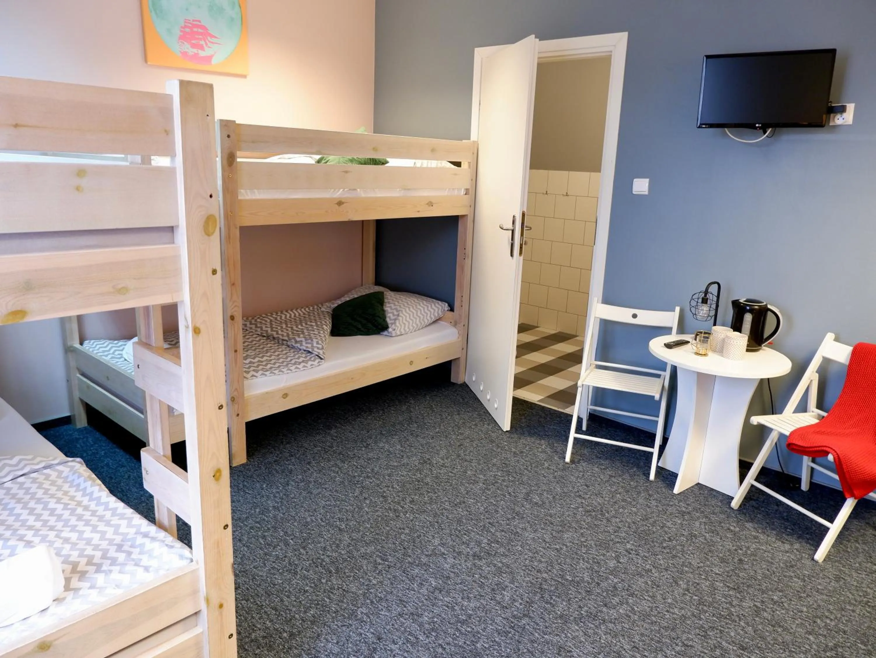 TV and multimedia, Bed in Moon Hostel Gdańsk