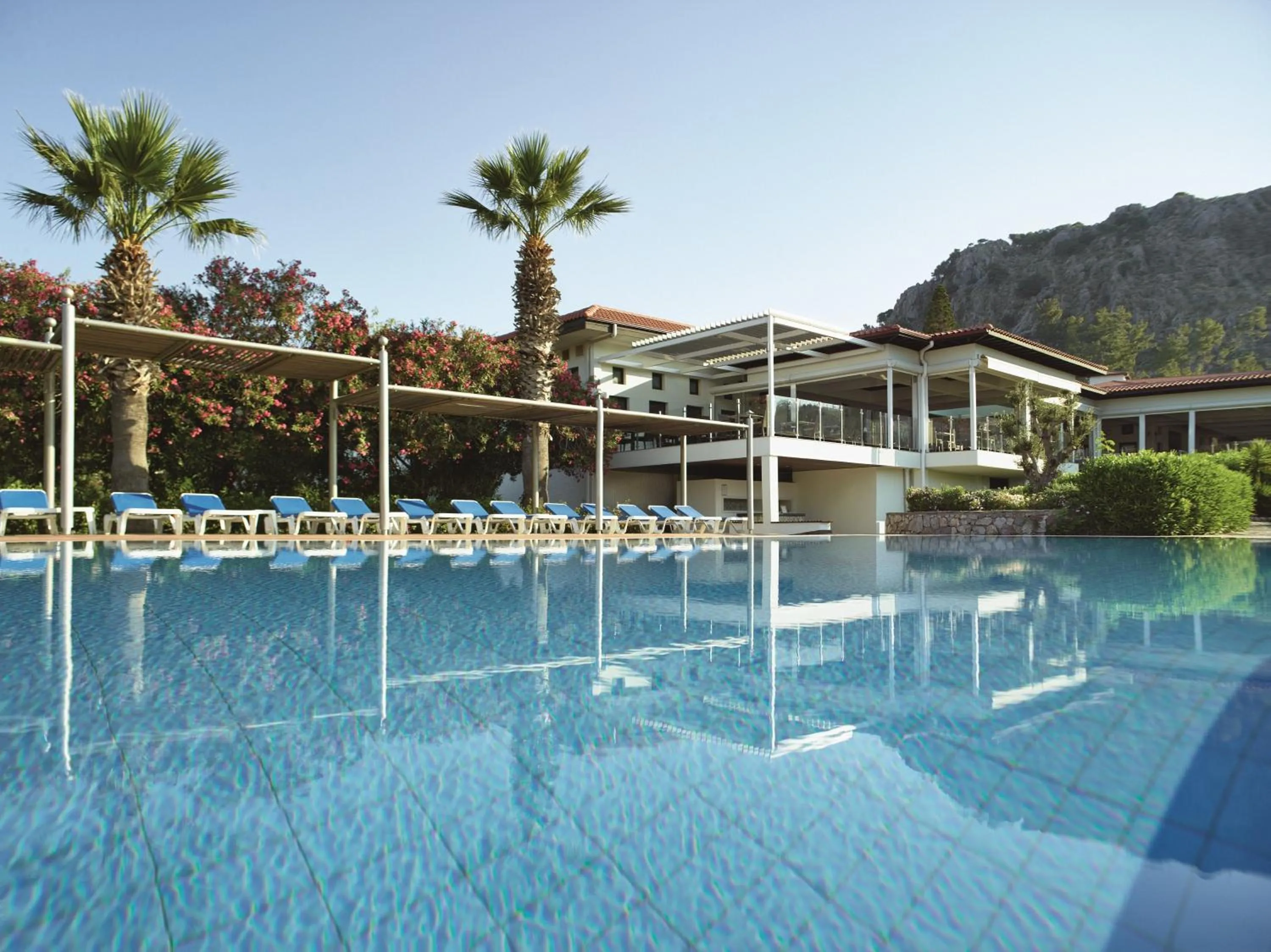 Swimming pool in TUI BLUE Sarigerme Park