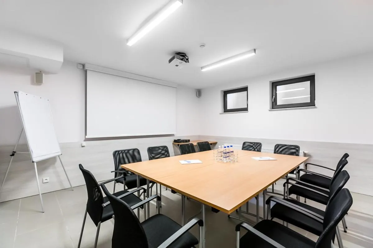 Meeting/conference room in Meet Poznań Hotel