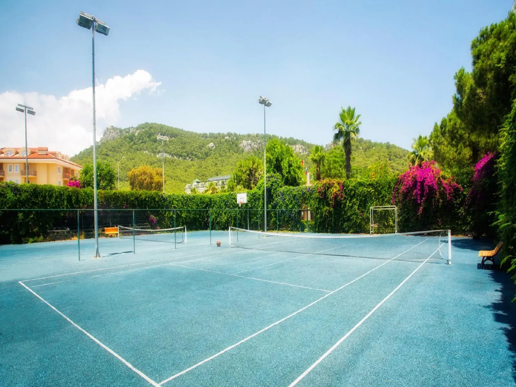 Tennis court, Tennis/Squash in Akka Alinda Hotel