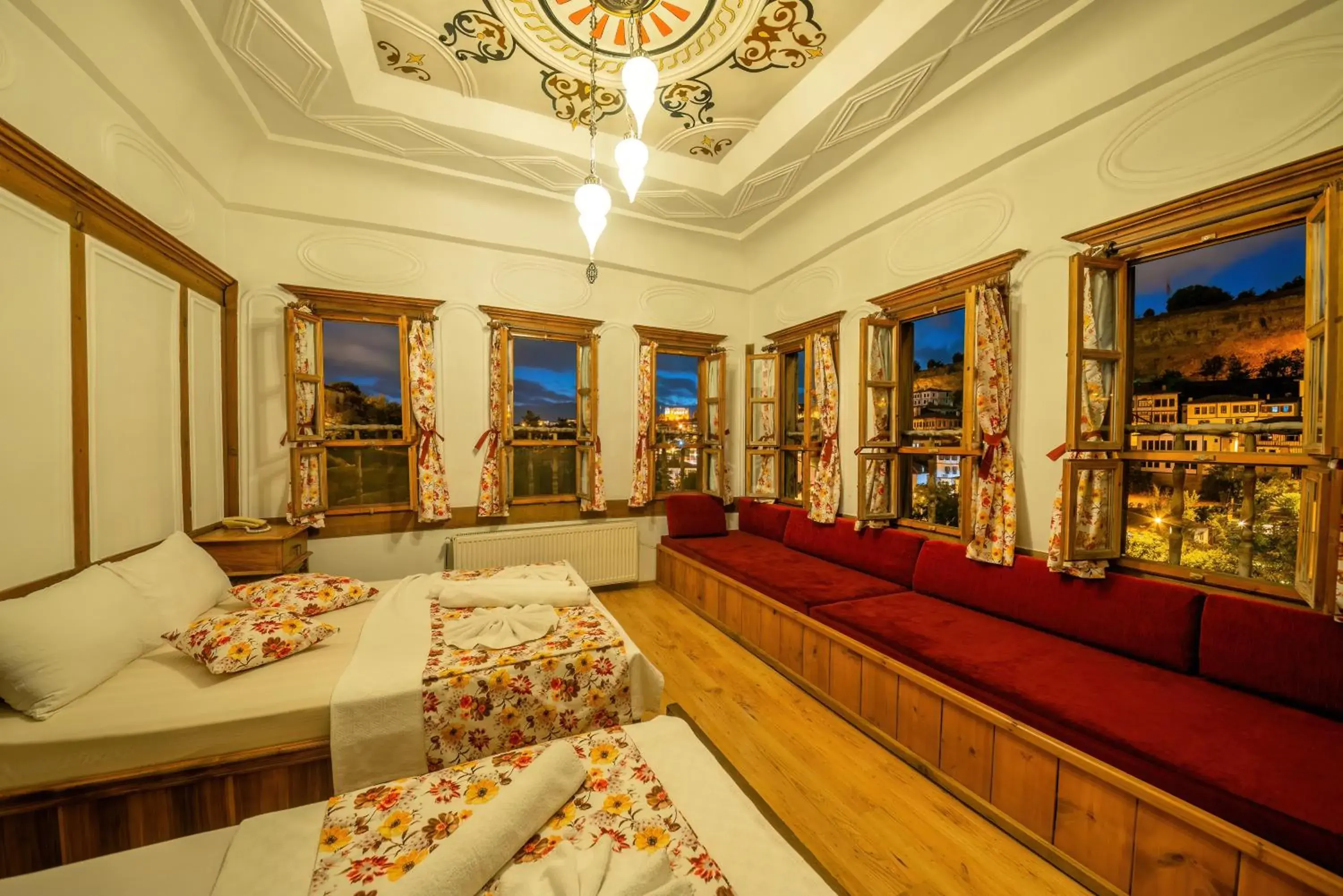 Photo of the whole room in Cesmeli Konak Garden Photo of the whole room in Cesmeli Konak Garden