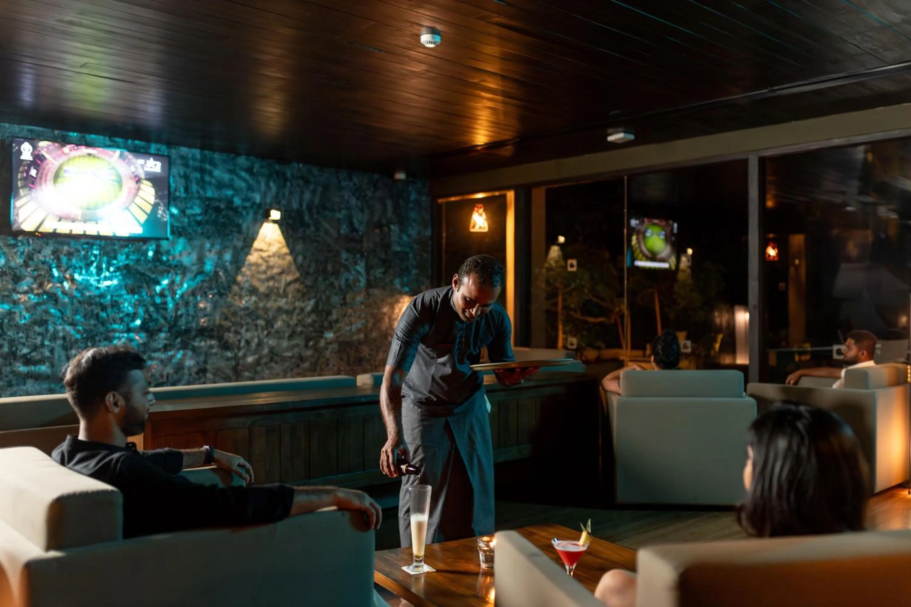 Lounge or bar in Jetwing Lake