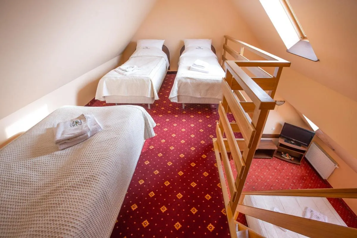 Photo of the whole room, Bed in Skalny Dworek