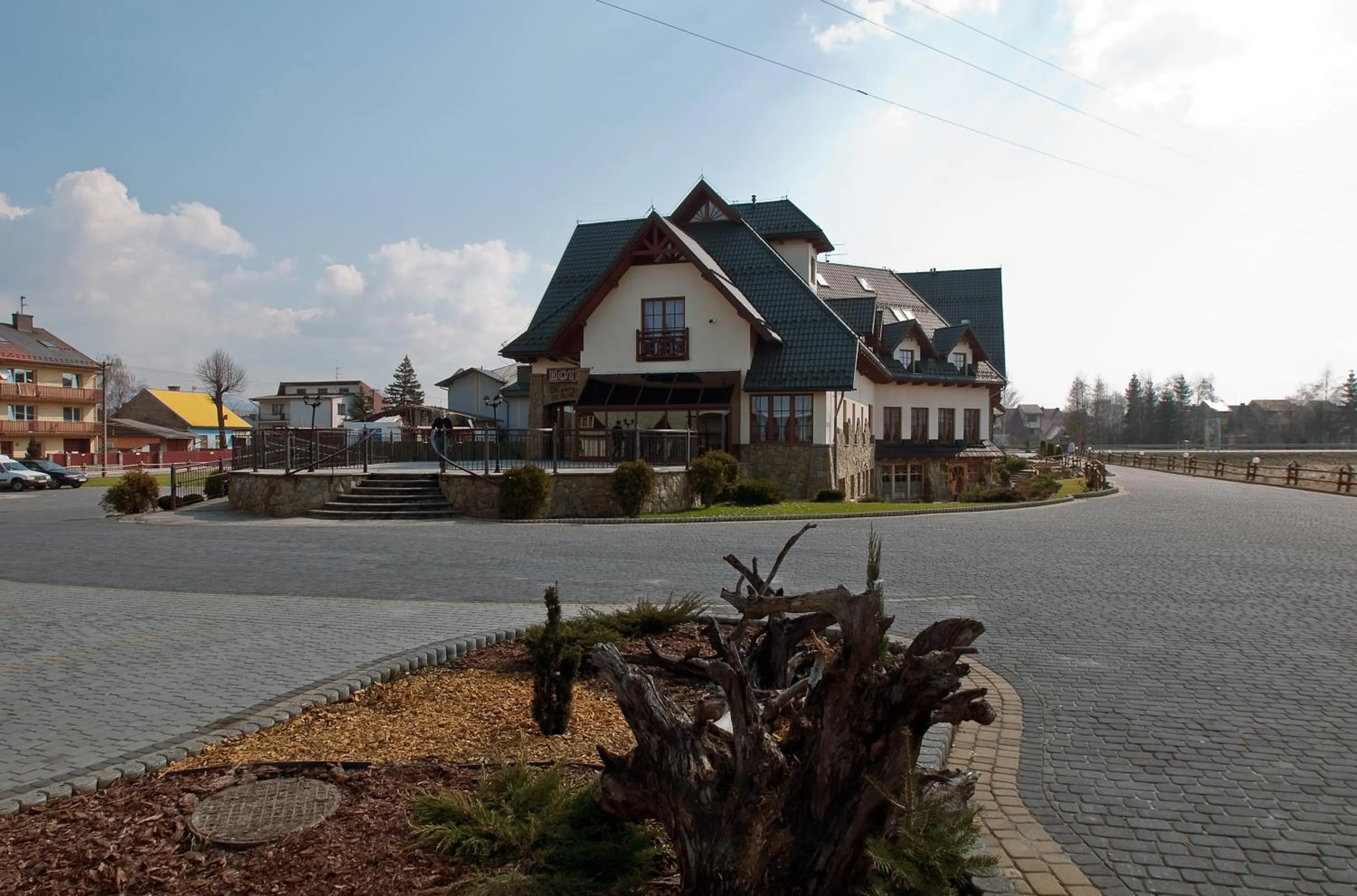 Facade/entrance in Skalny Dworek