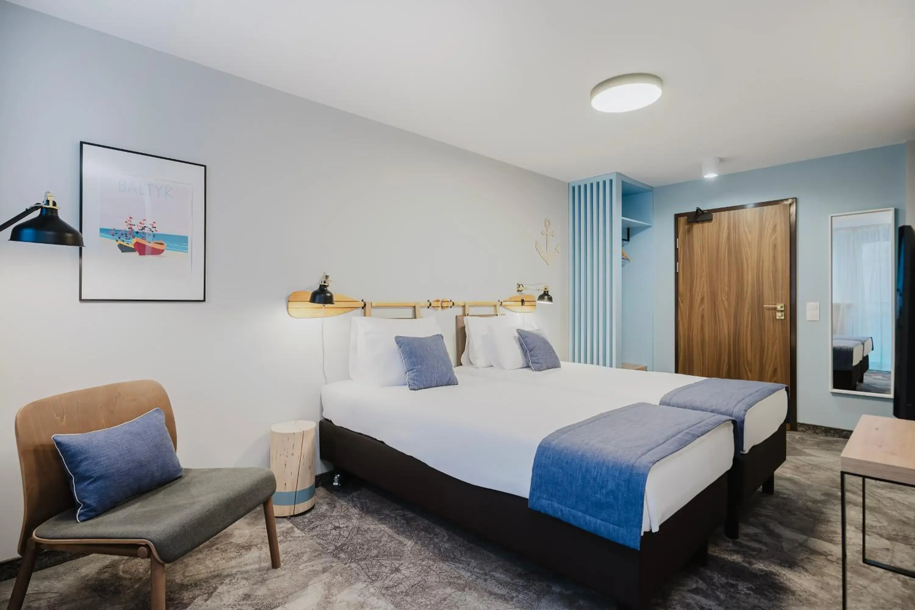 Property building, Bed in Halo Hel Property building, Bed in Halo Hel