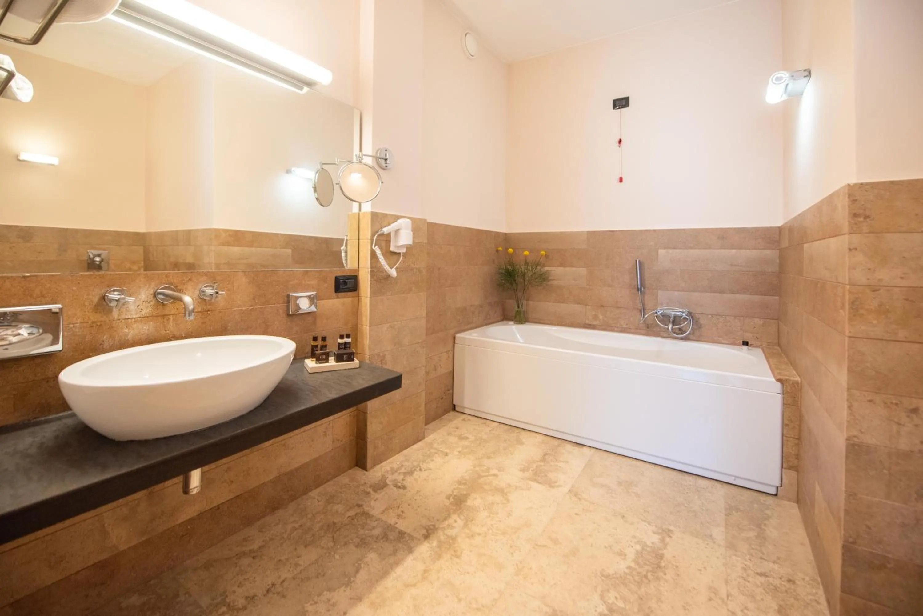 Bathroom in Basiliani - CDSHotels