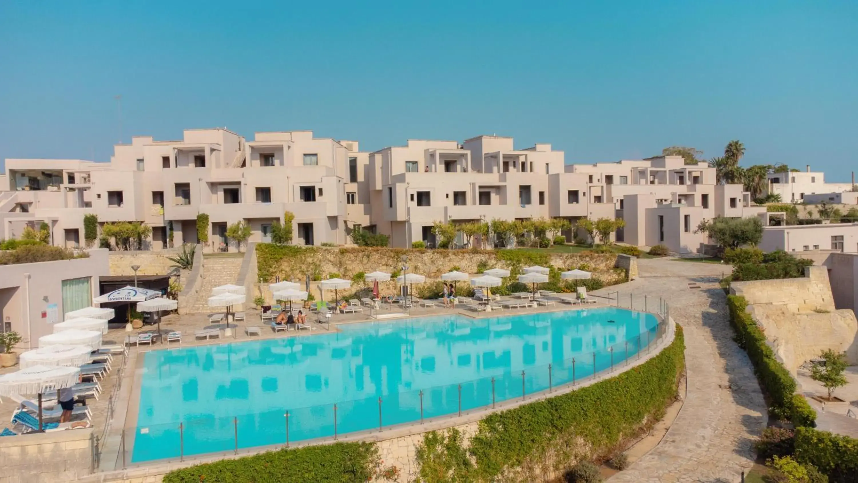 Swimming pool in Basiliani - CDSHotels Swimming pool in Basiliani - CDSHotels