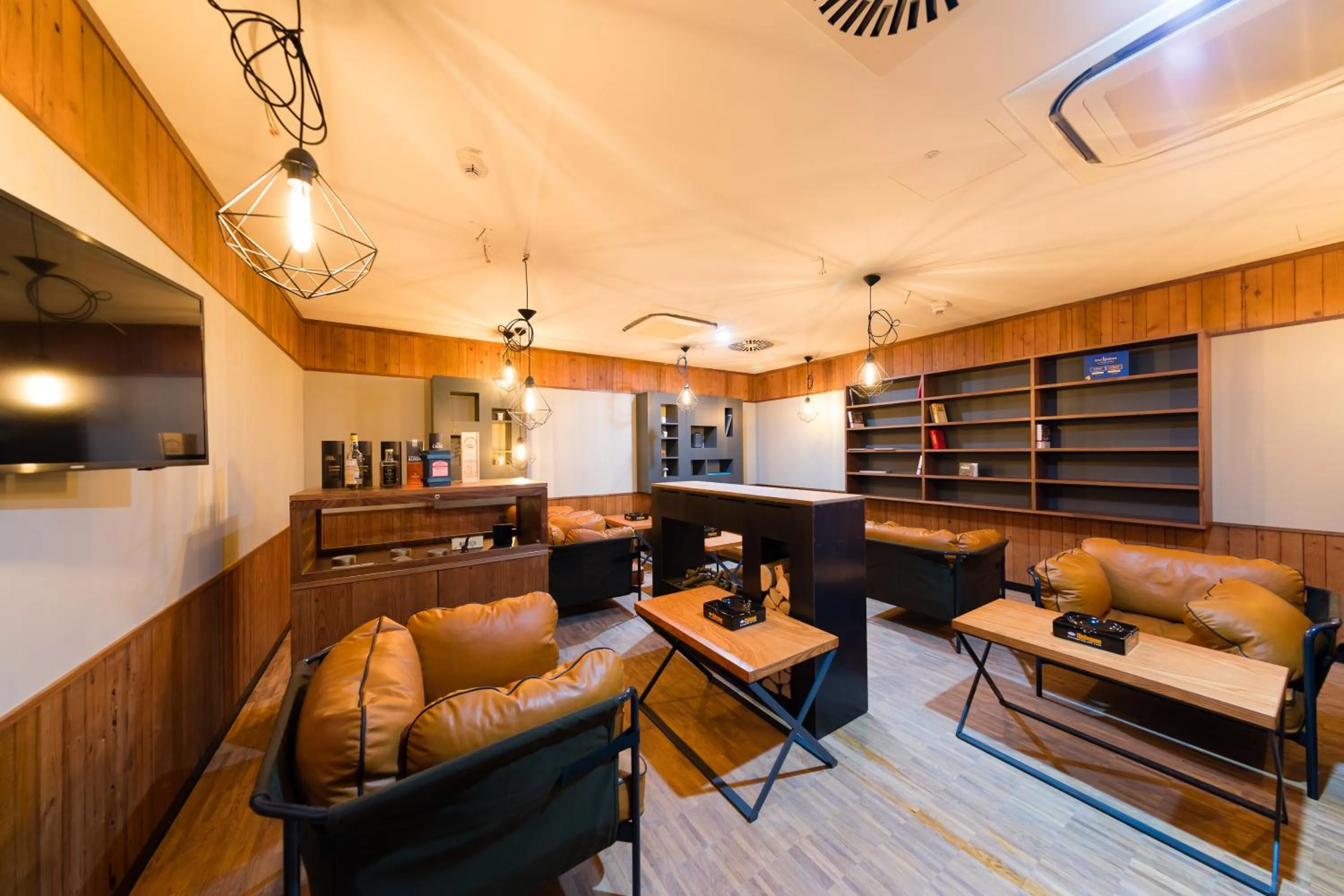 Lounge or bar in mk | hotel rüsselsheim