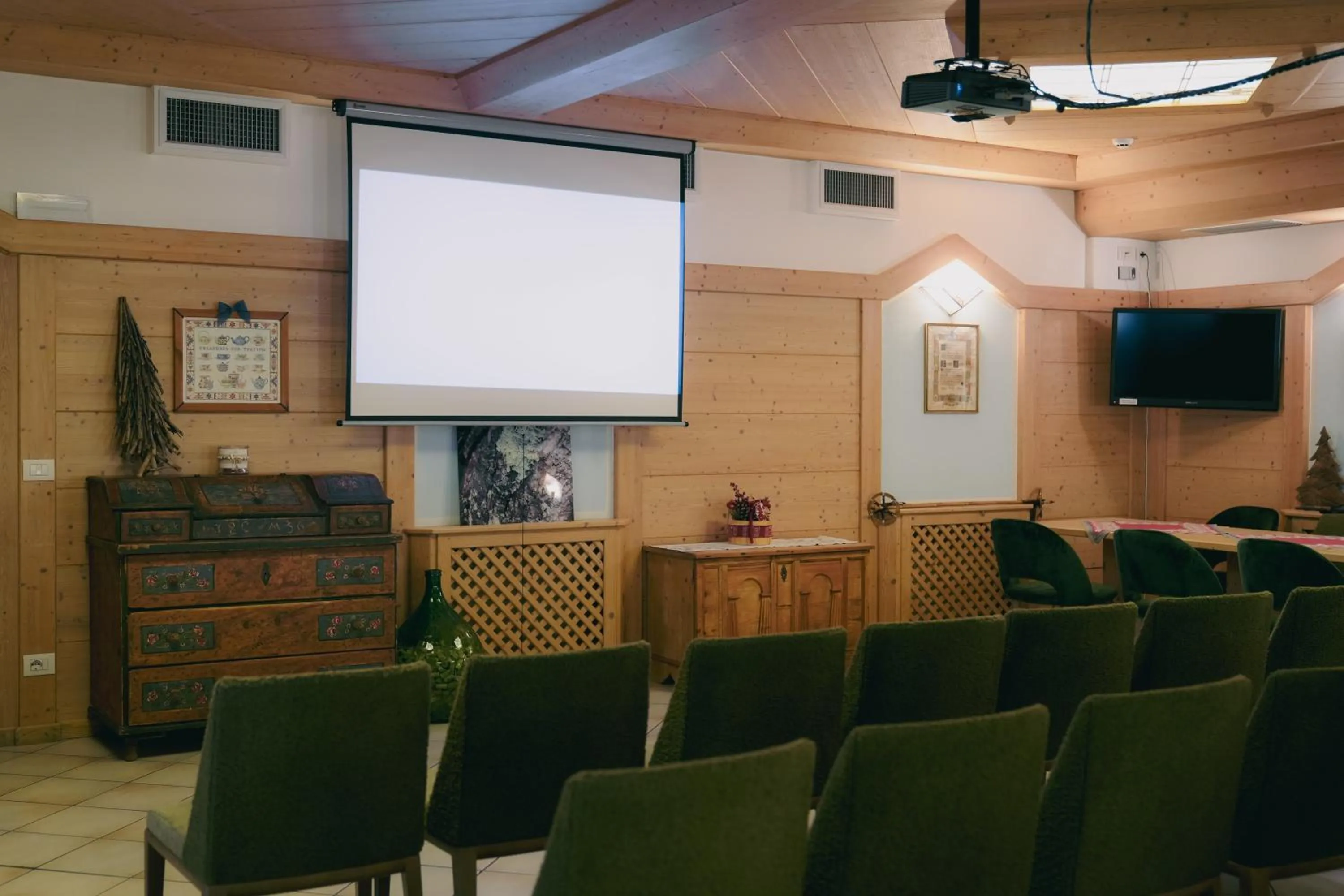 Meeting/conference room in Olimpionico Hotel