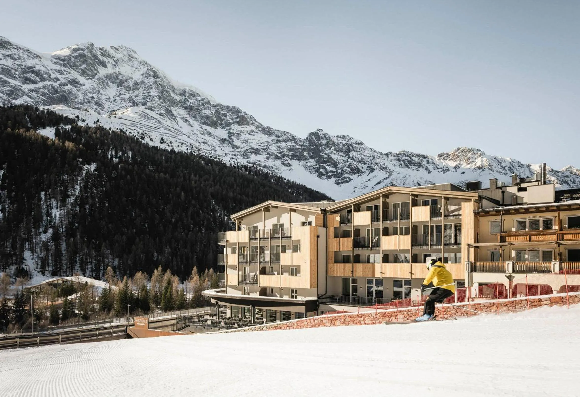 Property building in MyPARADIES