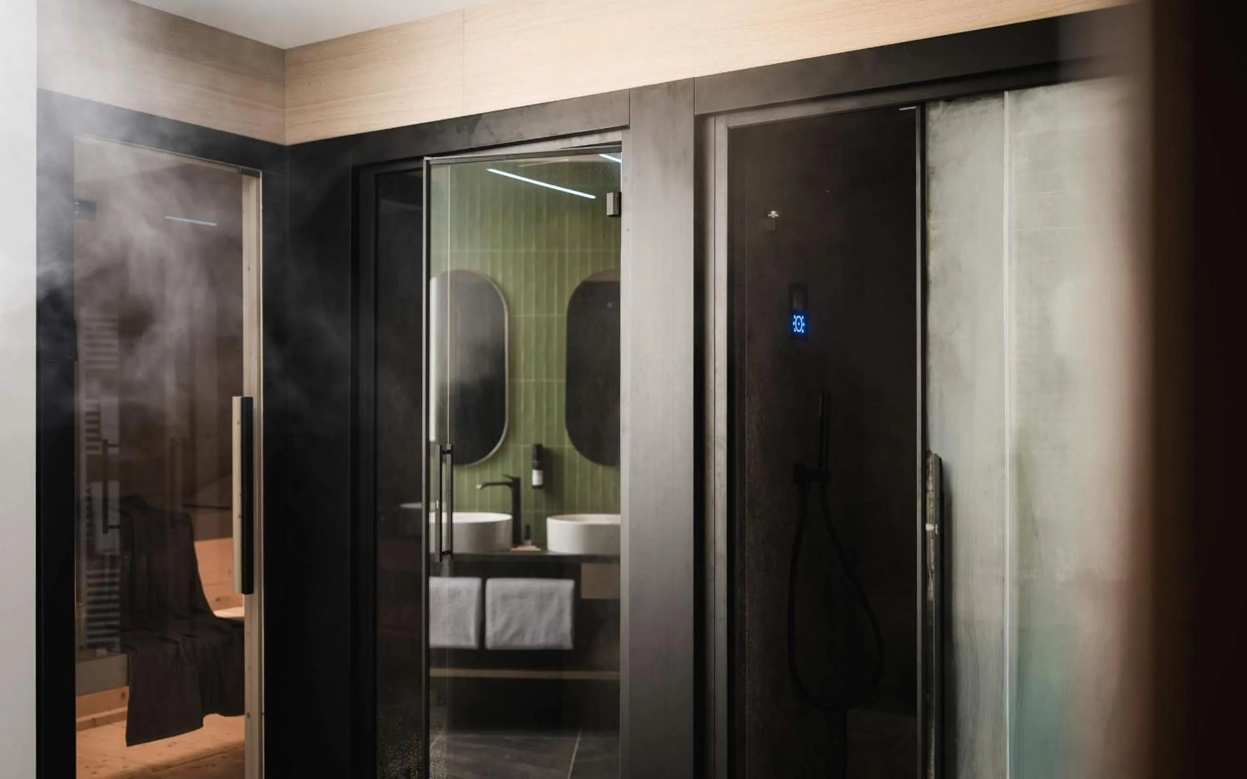 Bathroom in MyPARADIES