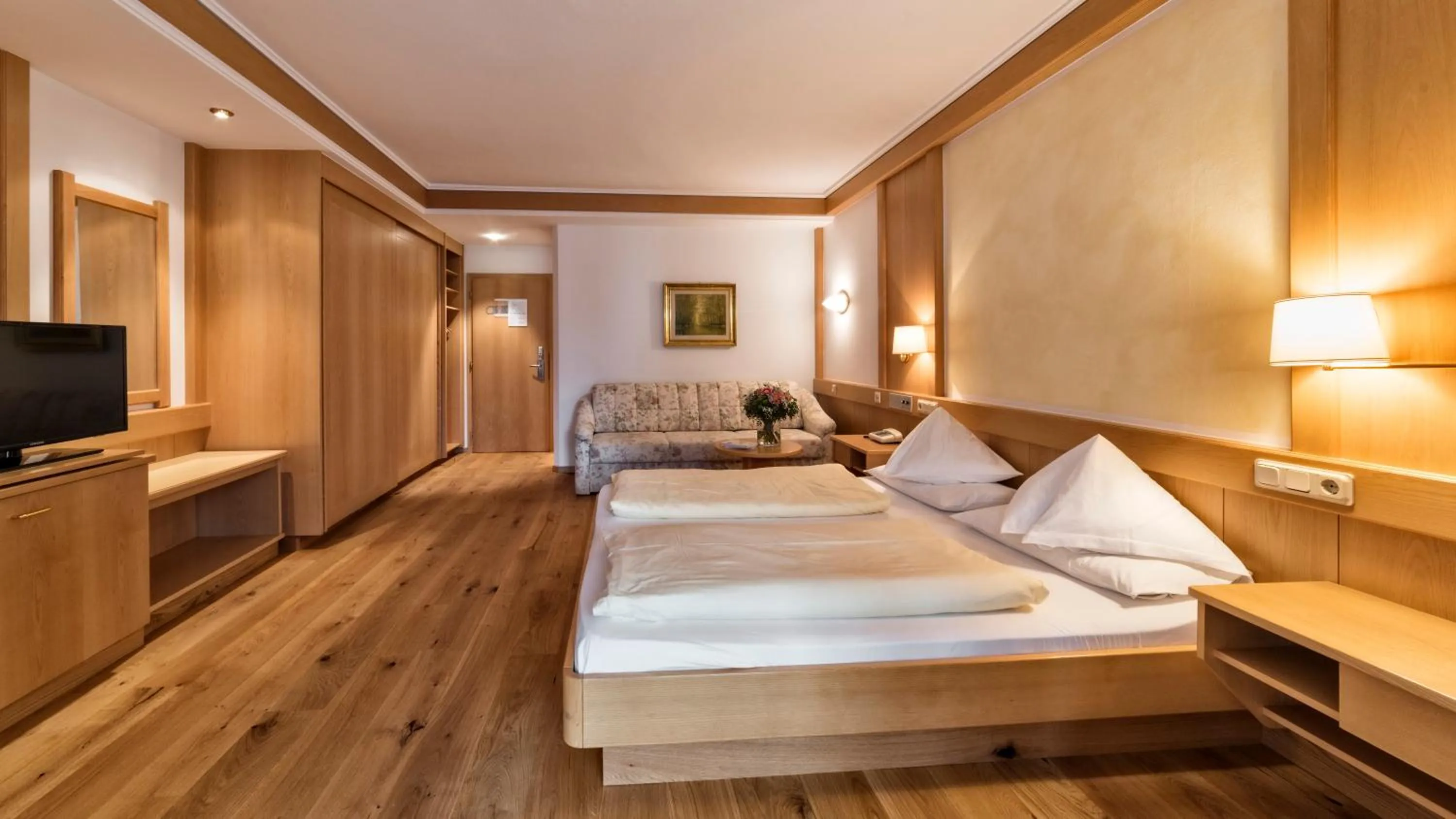 Bed in Hotel Post - OlangCard included