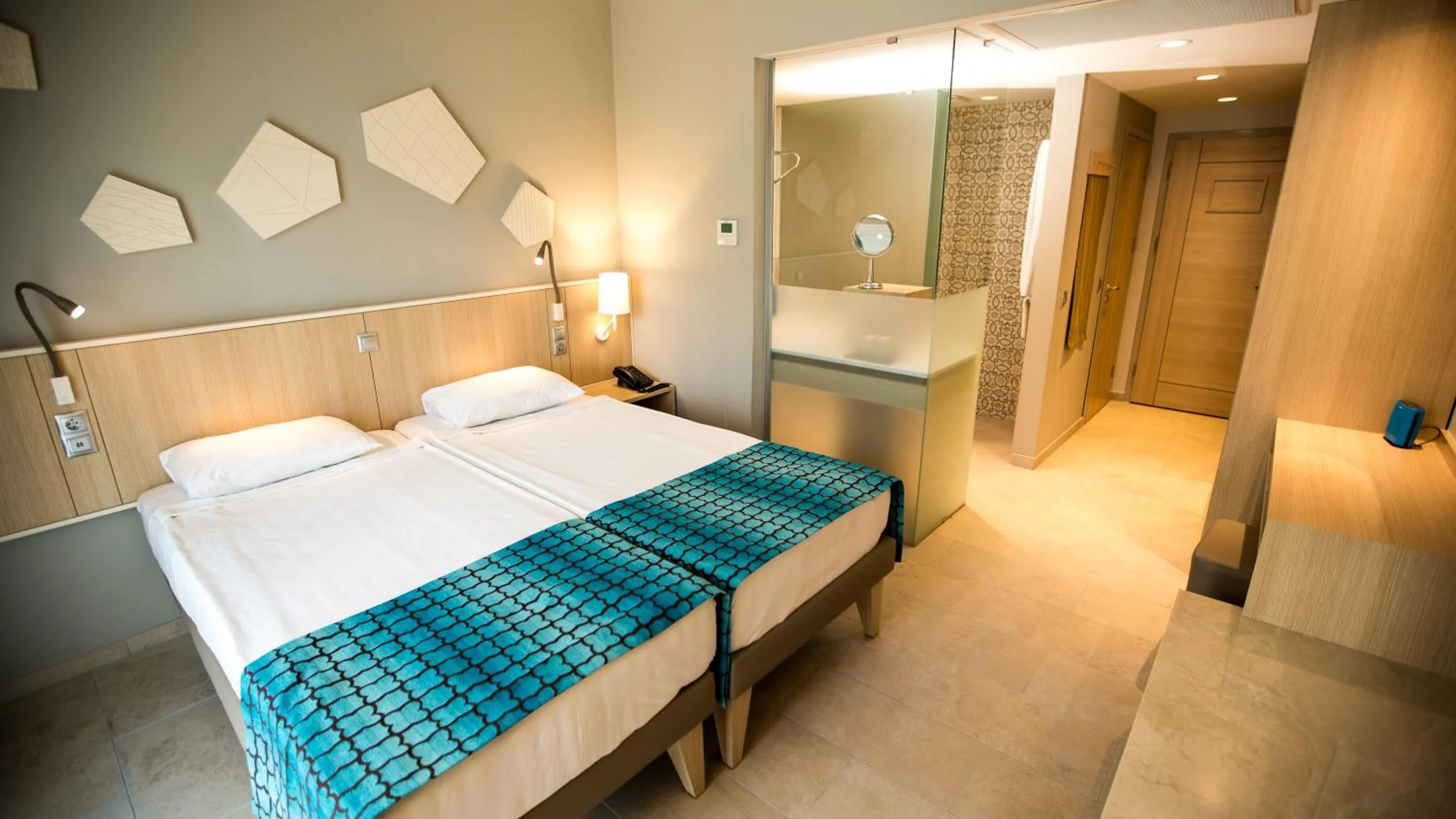 Photo of the whole room, Bed in TUI BLUE Palm Garden