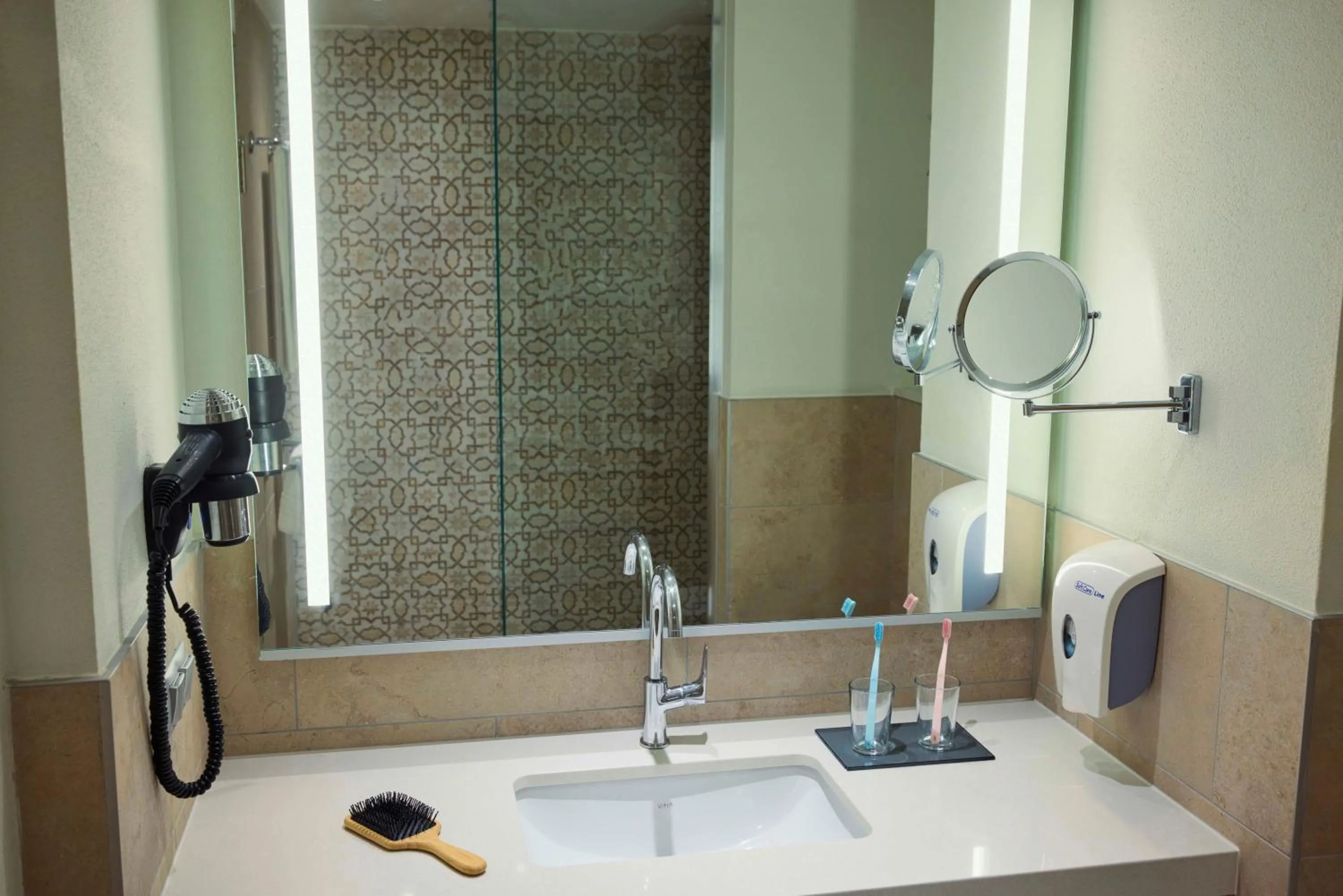 Shower in TUI BLUE Palm Garden