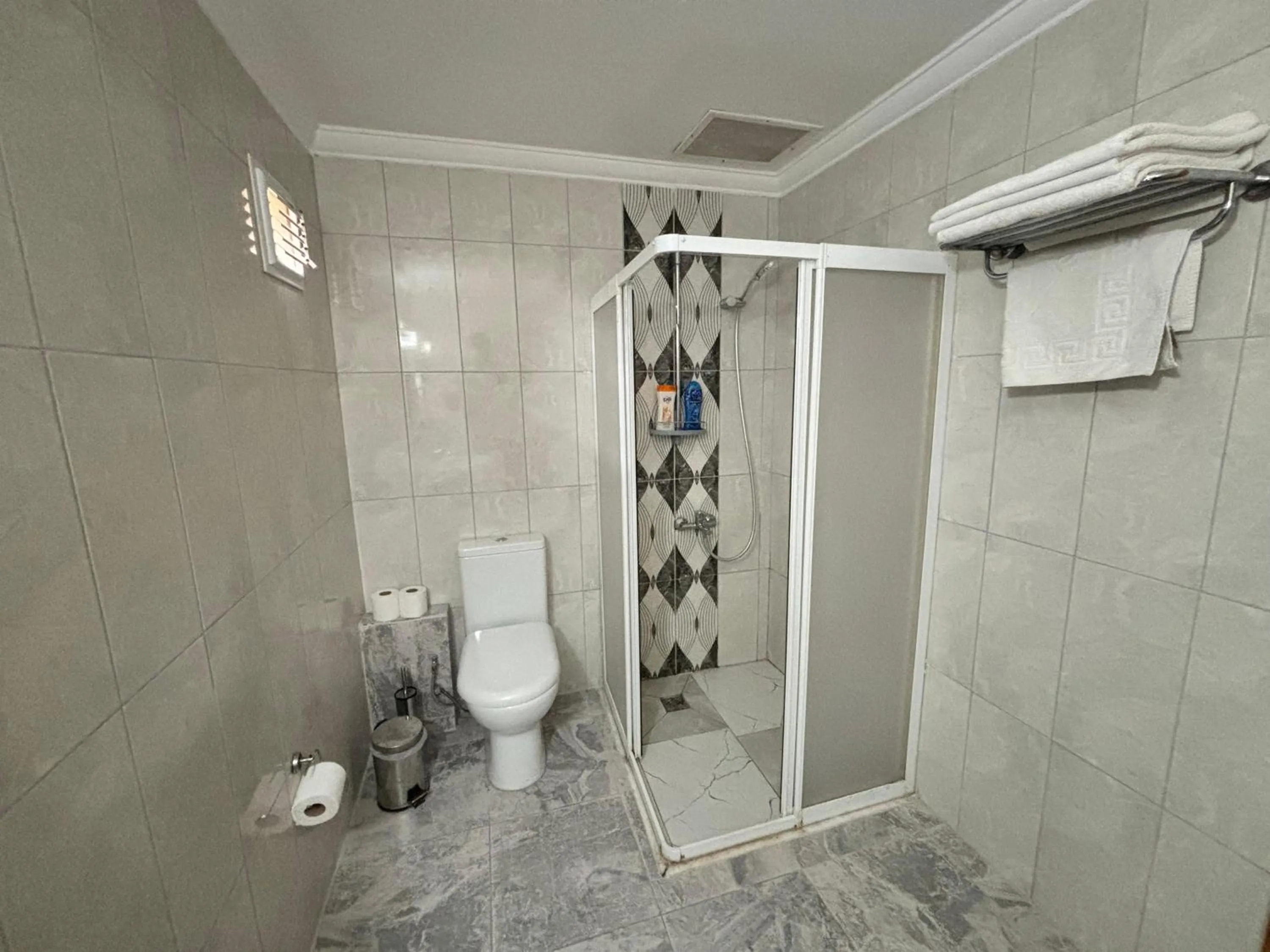 Shower in Urcu Hotel