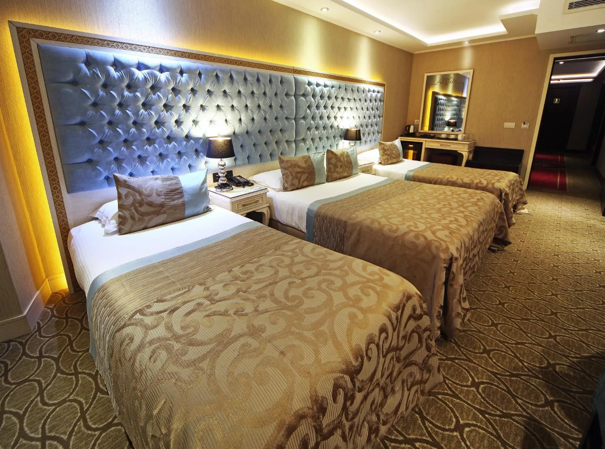 Bed in The Parma Hotel Downtown