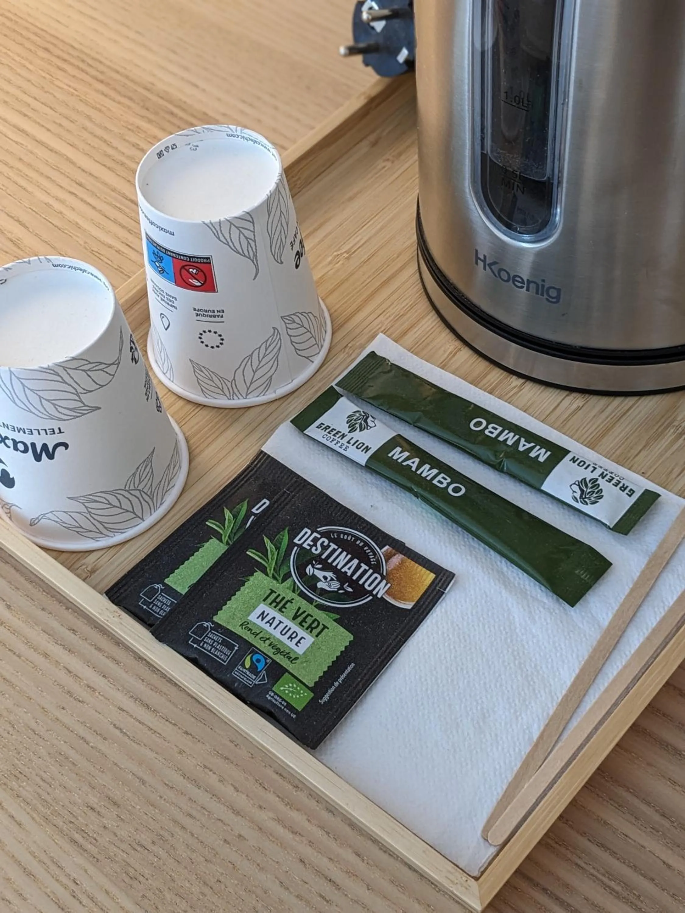 Coffee/tea facilities in Fuzei Hôtel Lorient-Lanester