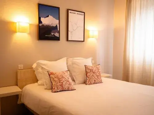 Double Room with Private Bathroom in Fuzei Hôtel Lorient-Lanester Double Room with Private Bathroom in Fuzei Hôtel Lorient-Lanester
