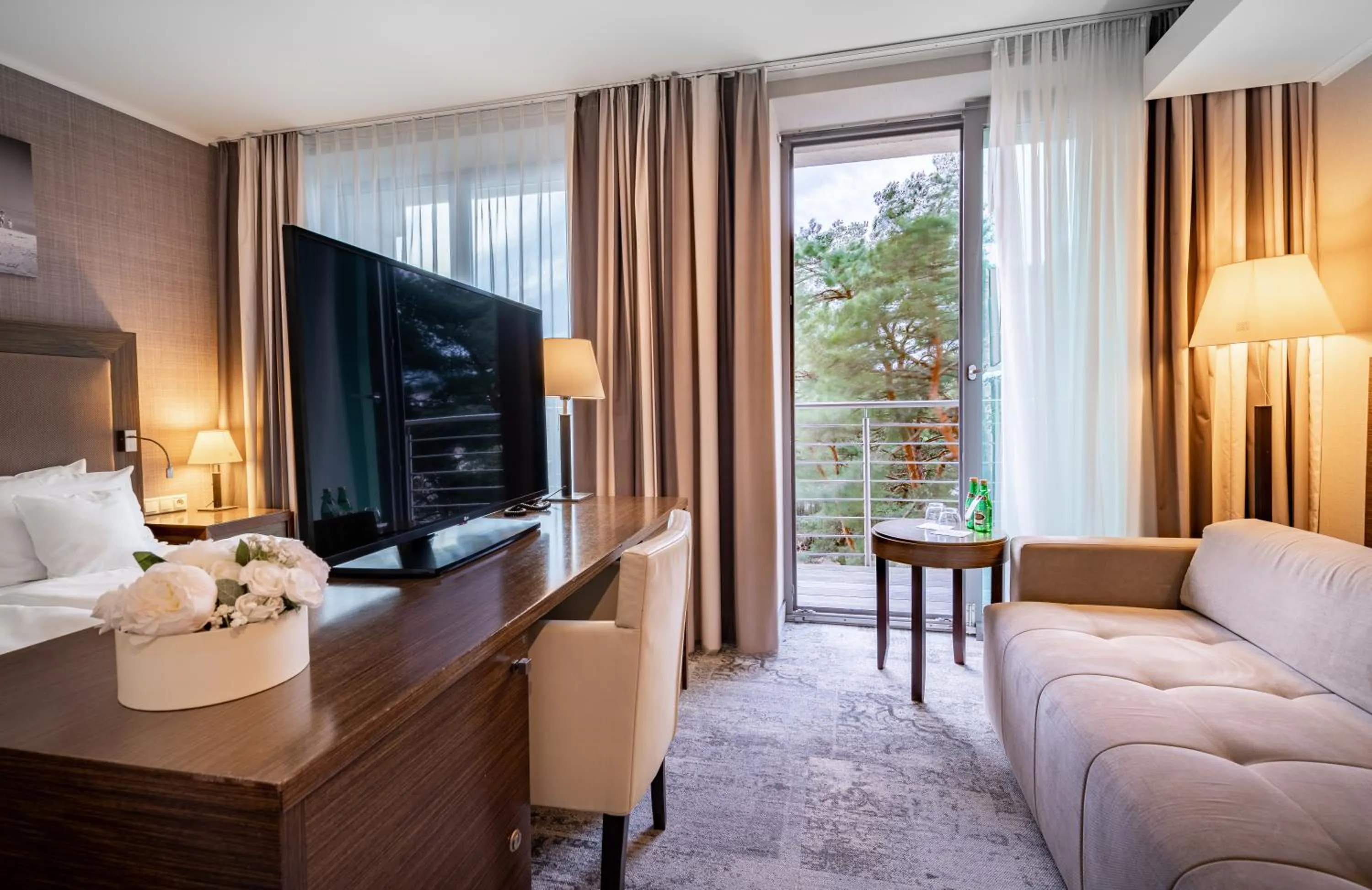 Balcony/Terrace, Bed in HAVET Hotel Resort & Spa