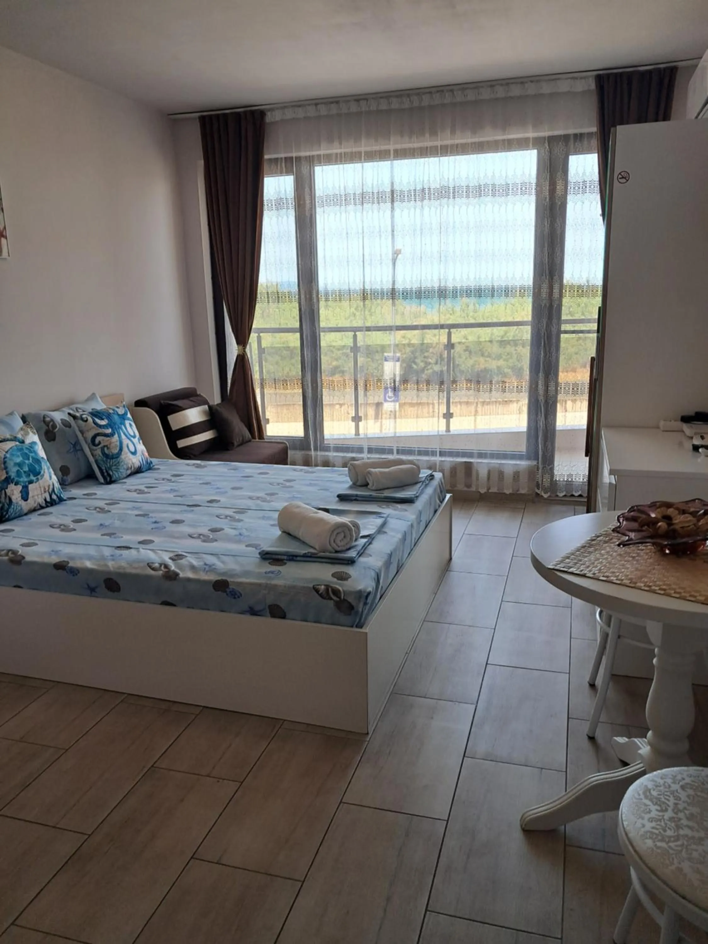 Bed in Apart Hotel Iglika