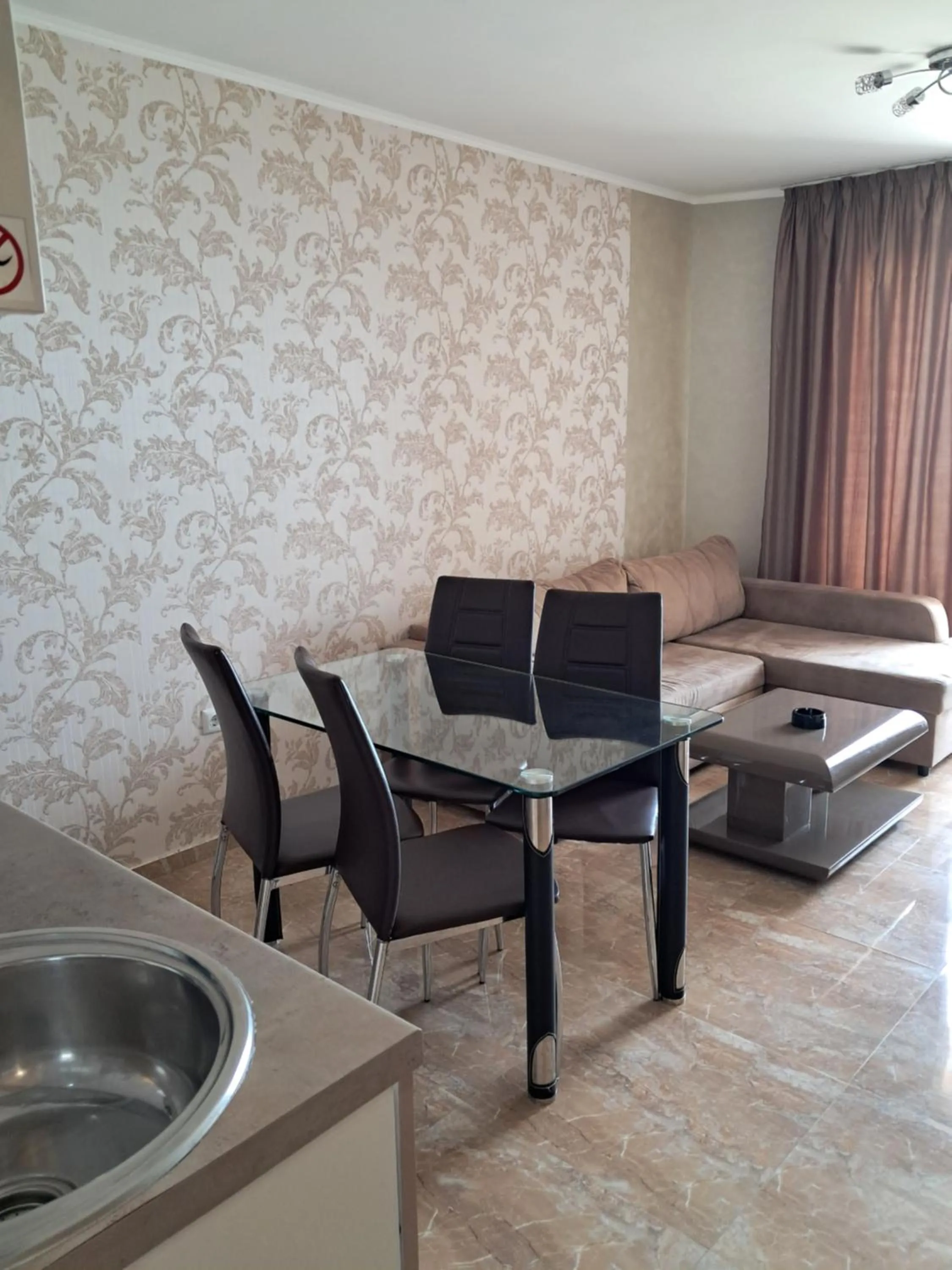 Living room in Apart Hotel Iglika