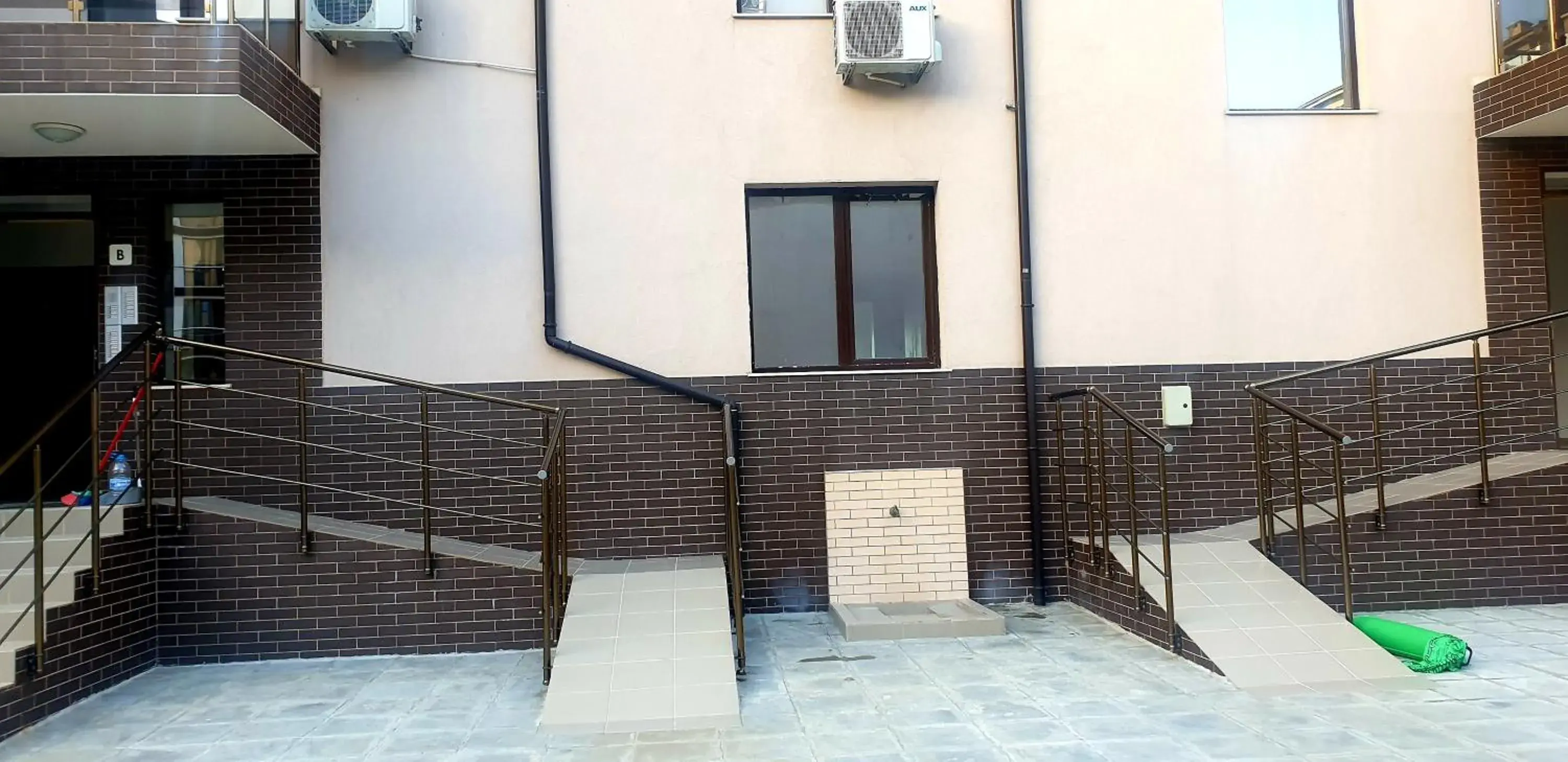 Property building in Apart Hotel Iglika Property building in Apart Hotel Iglika