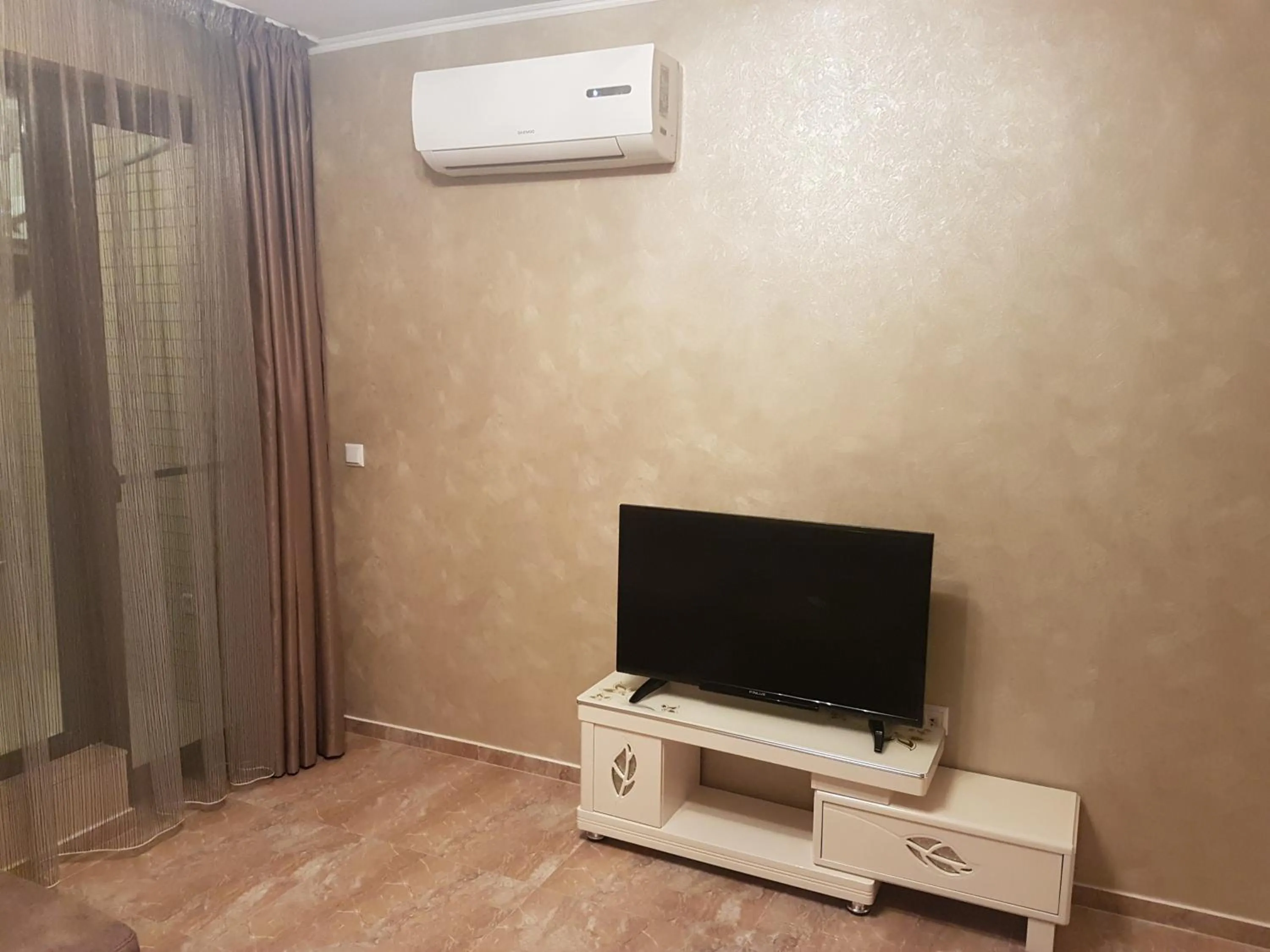 TV and multimedia in Apart Hotel Iglika