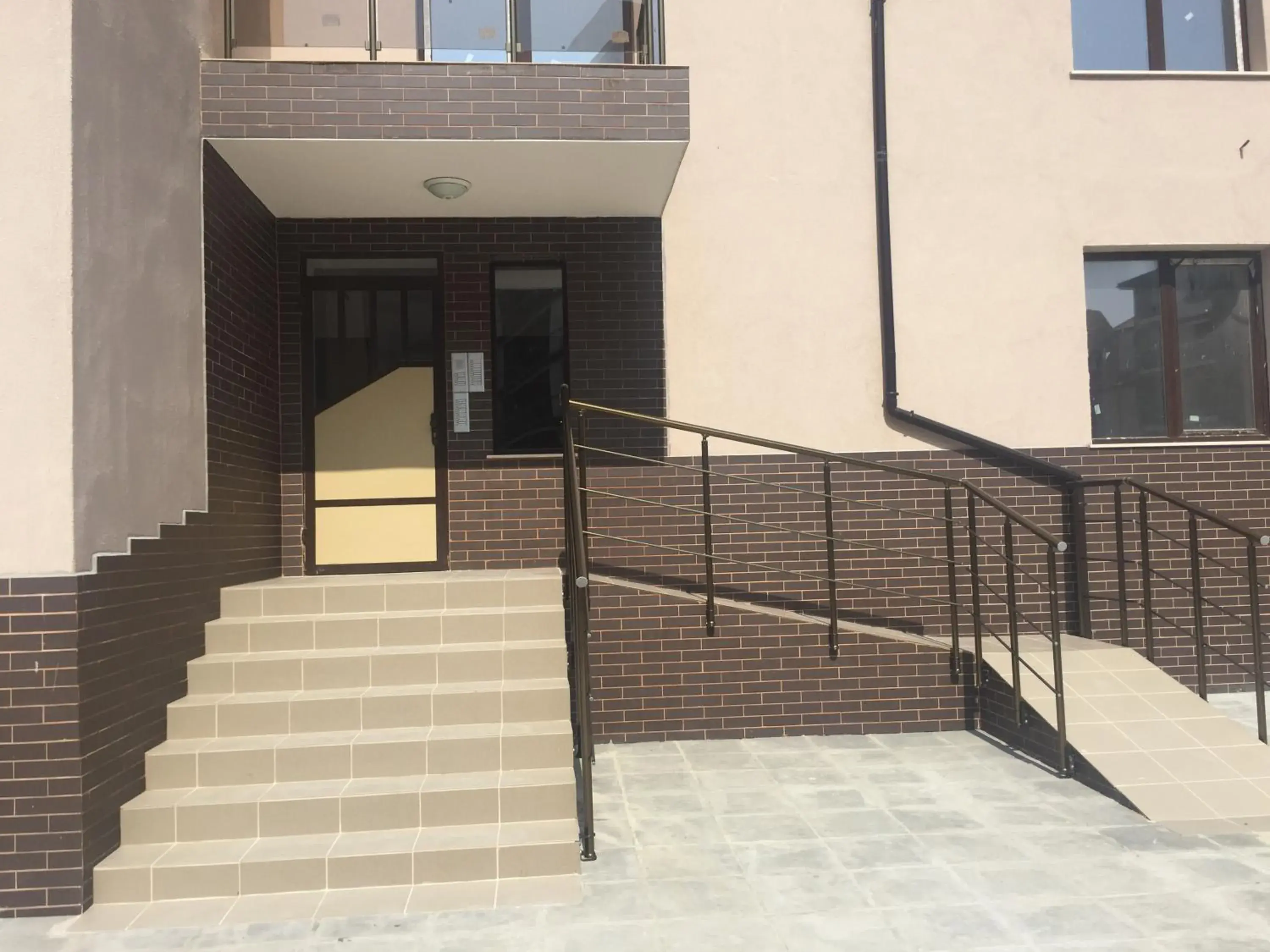 Facade/entrance in Apart Hotel Iglika Facade/entrance in Apart Hotel Iglika