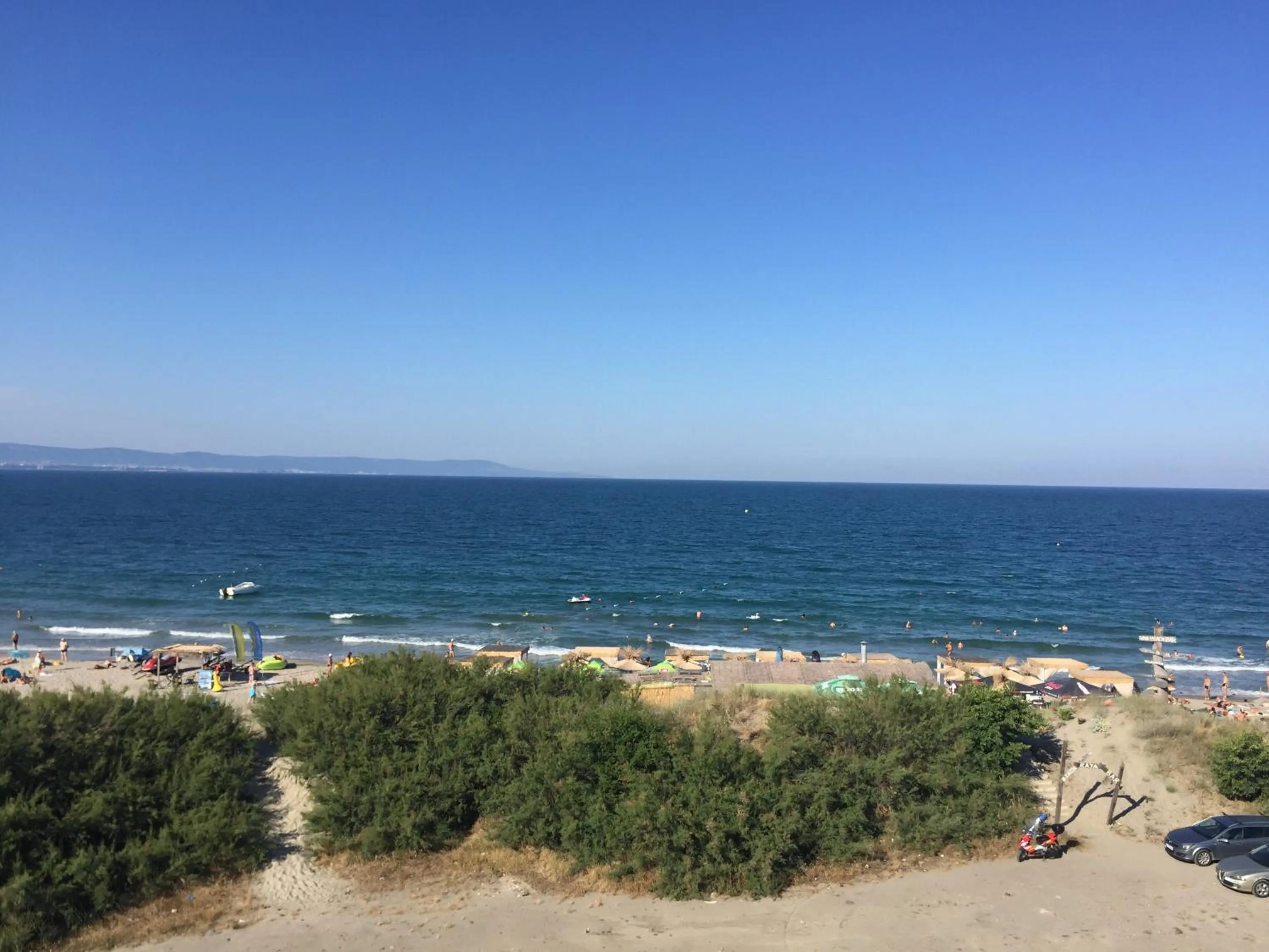 Beach in Apart Hotel Iglika