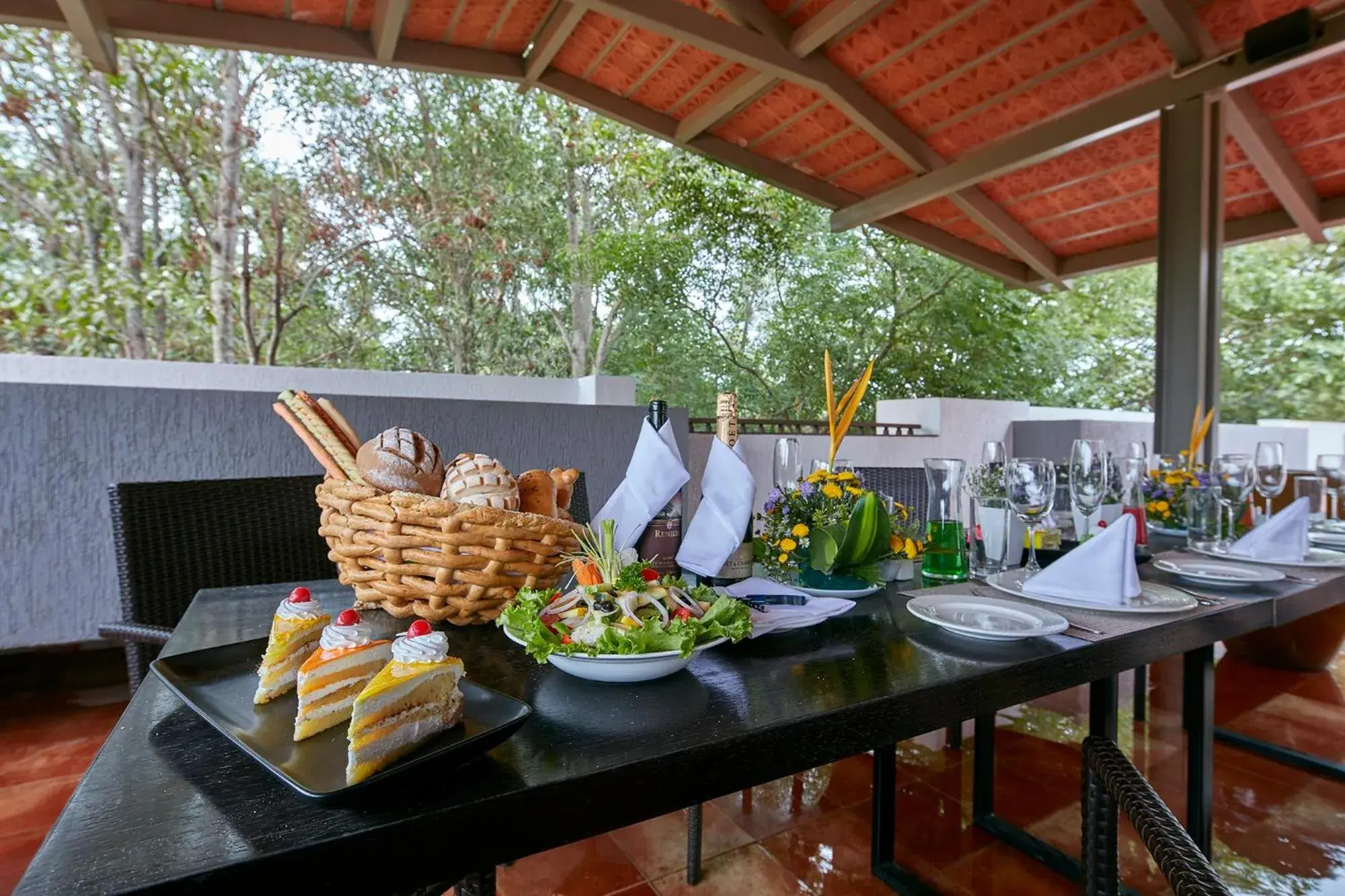 Food and drinks in Signature Club Resort Food and drinks in Signature Club Resort