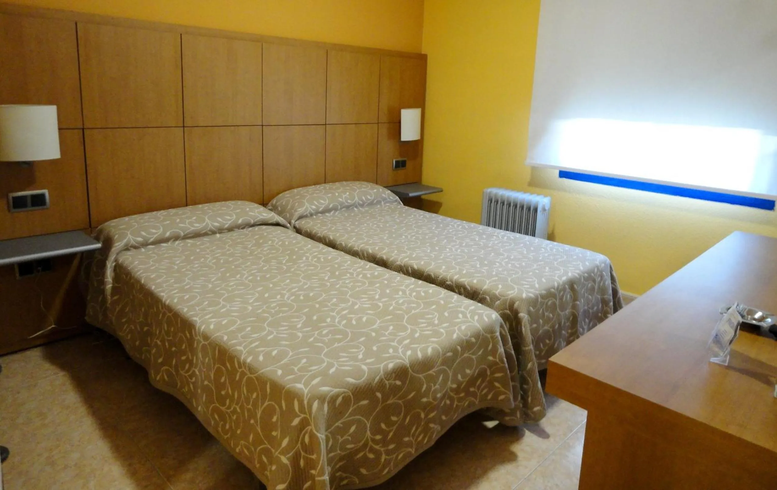 Photo of the whole room, Bed in Hotel Mirador