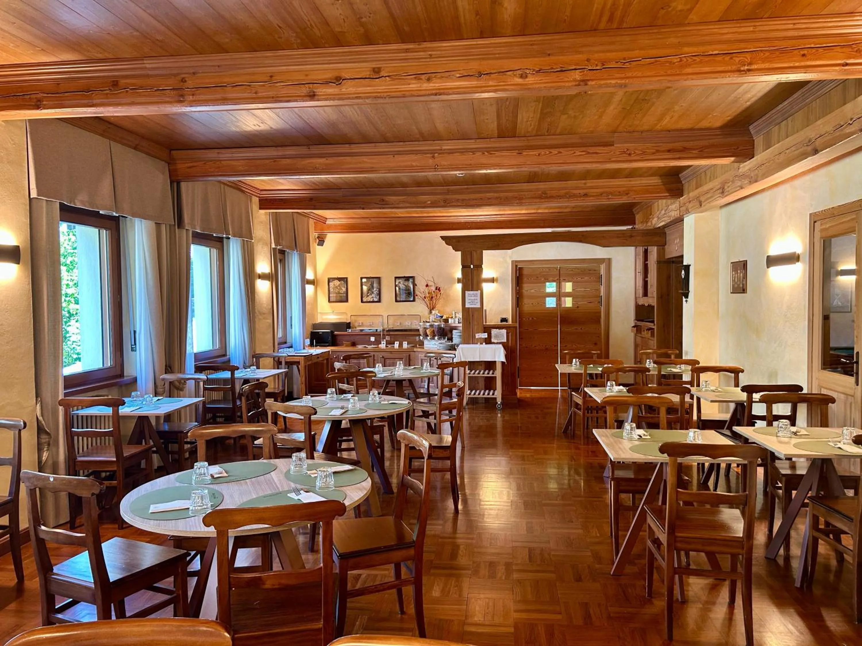 Breakfast in Hotel Croux