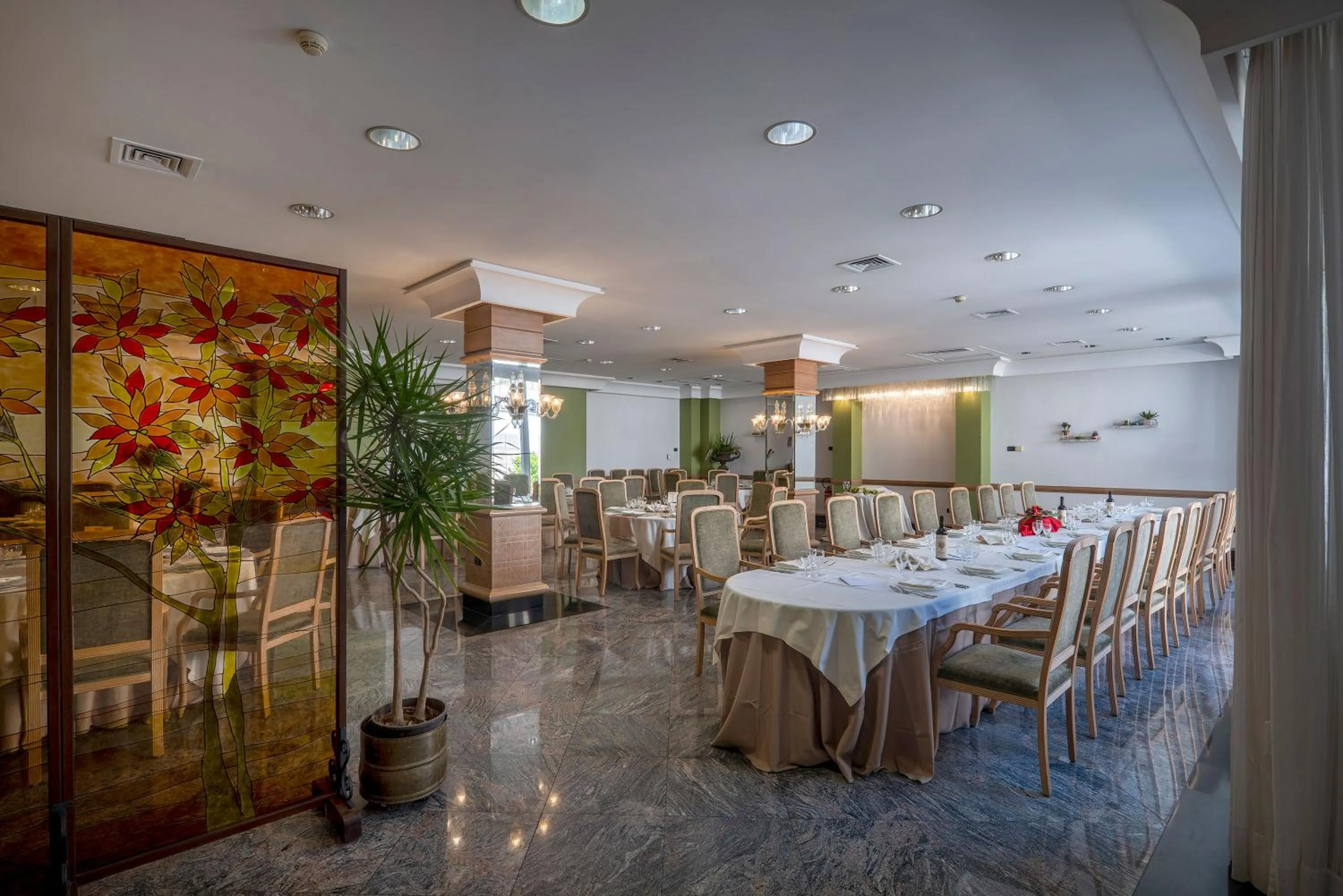 Restaurant/places to eat in Hotel Delle Palme