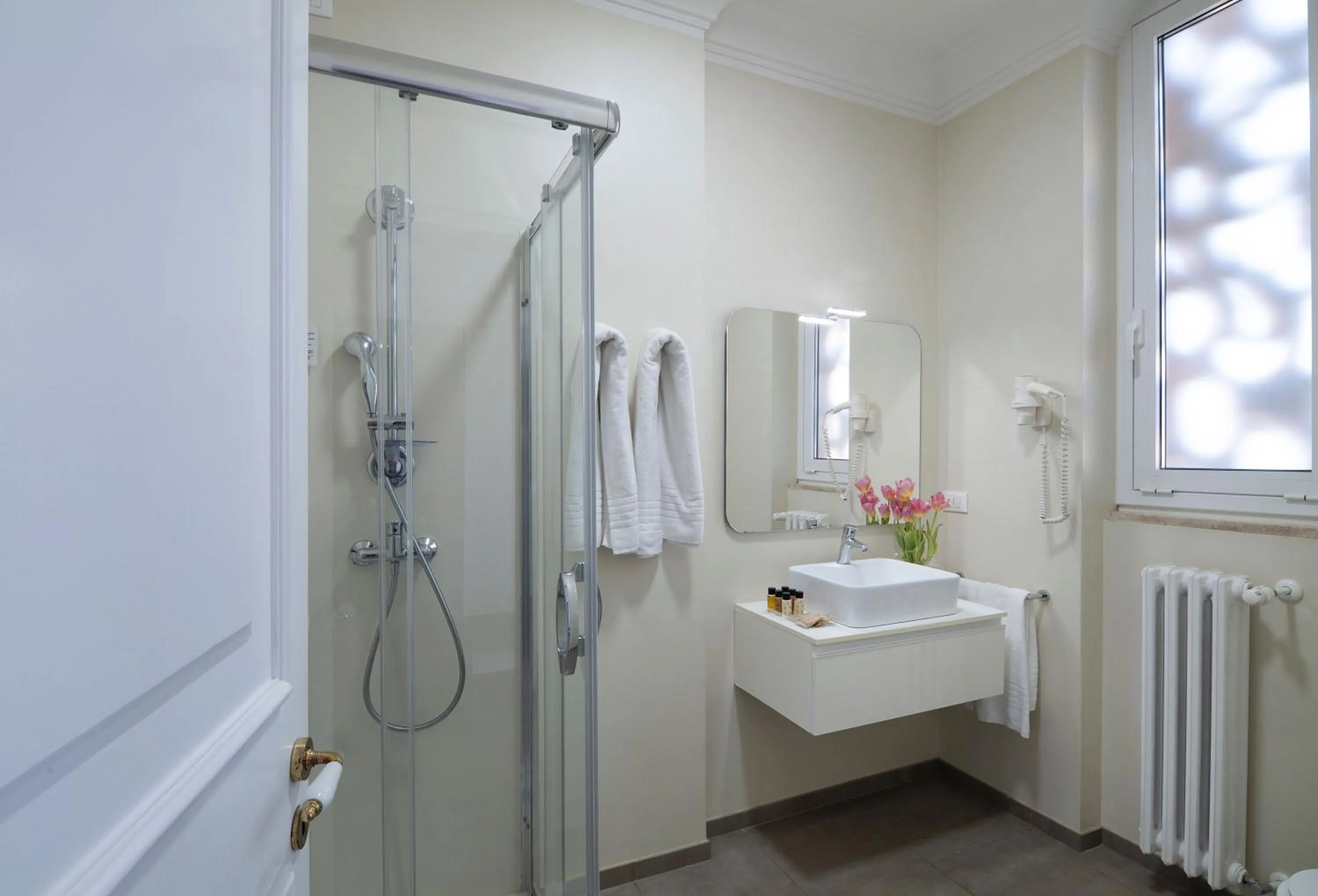 Shower in Hotel Delle Palme