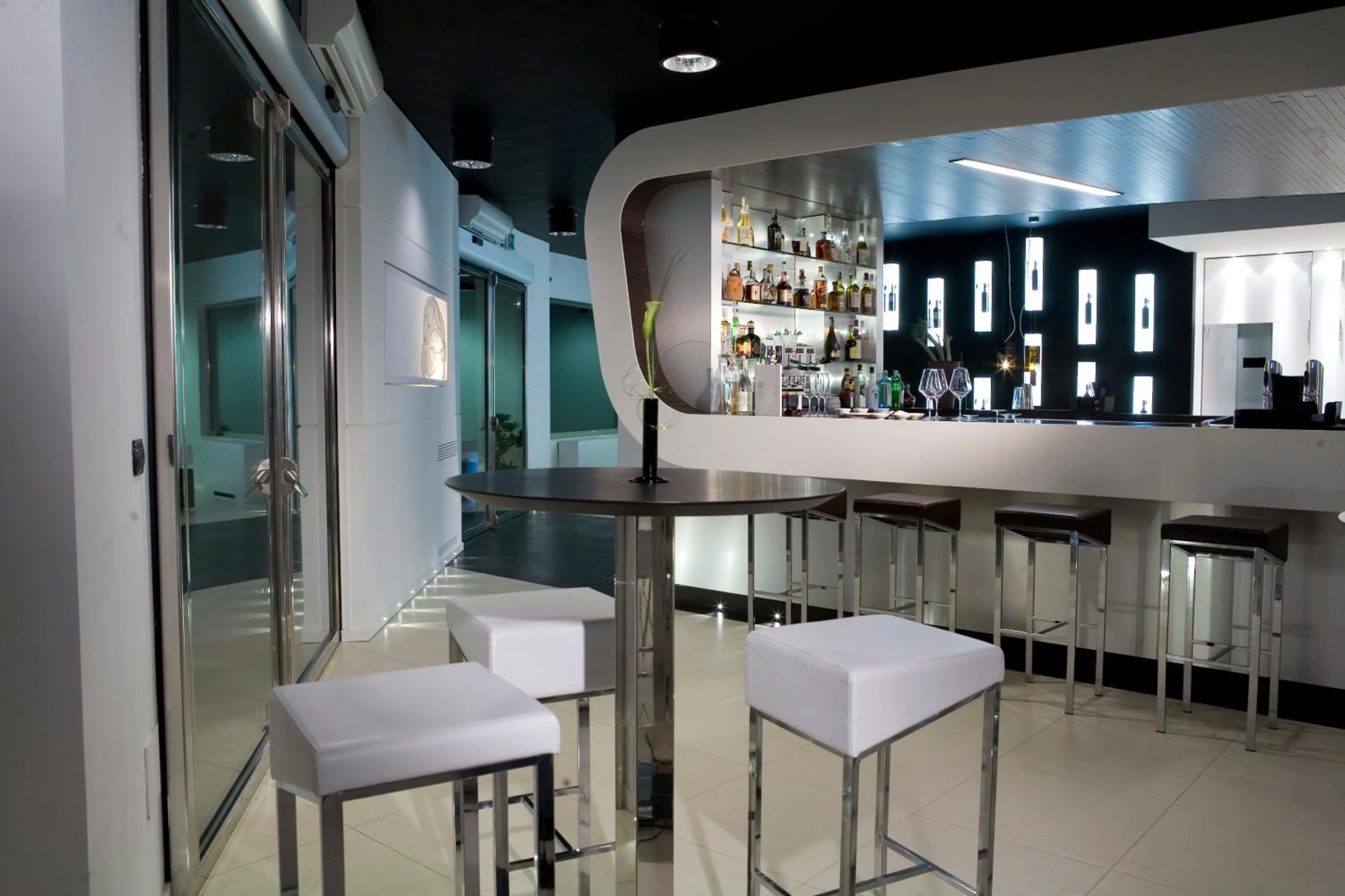 Lounge or bar in Hotel Naitendì