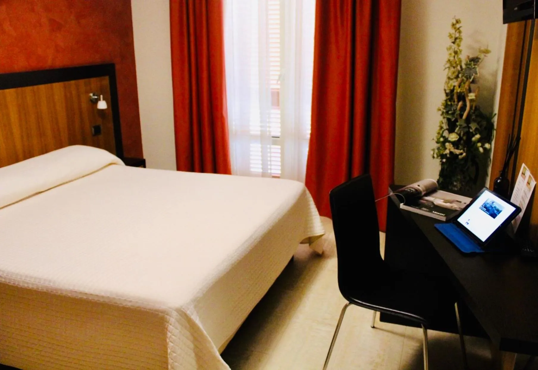 Bedroom, Bed in Hotel Naitendì