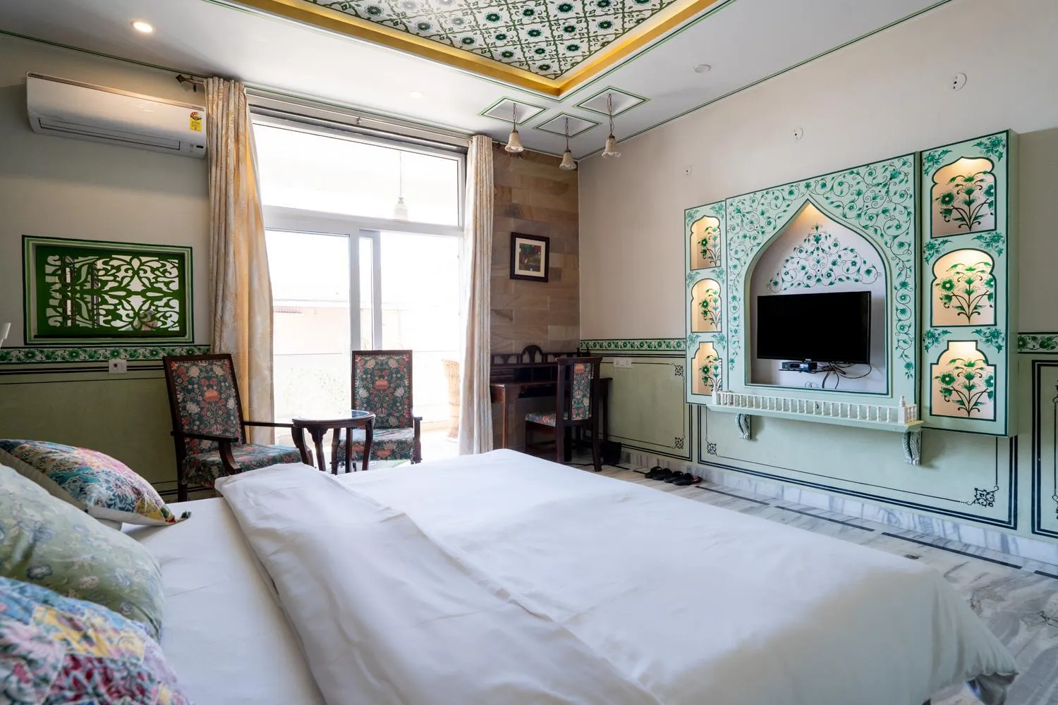 Bed in All Seasons Heritage Homestay