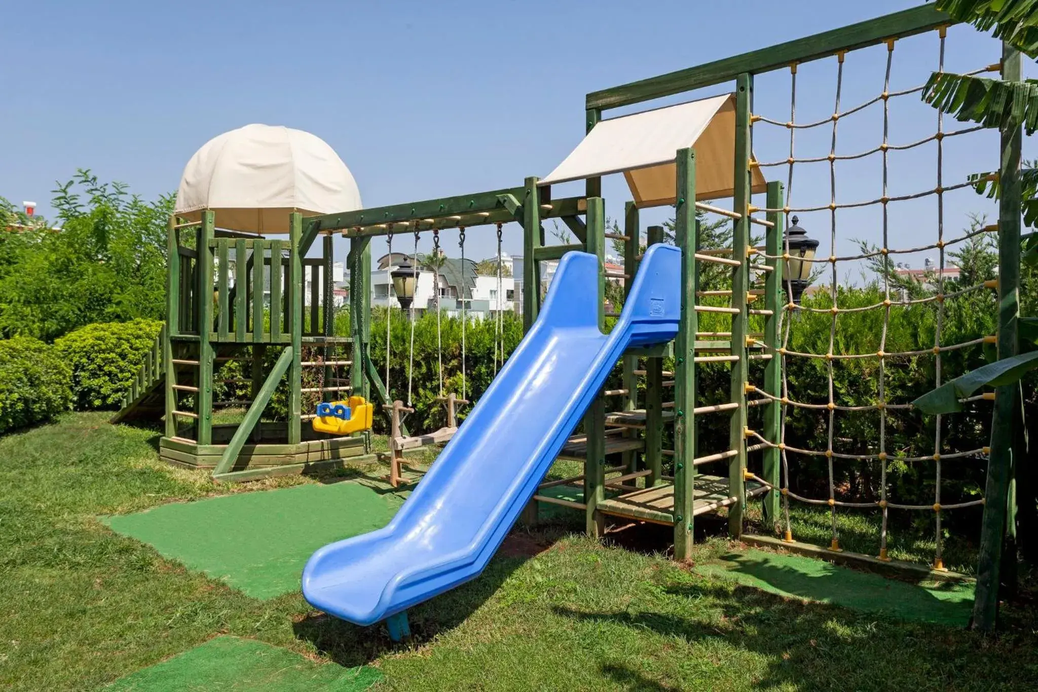 Fitness centre/facilities in Crowne Plaza Antalya by IHG Fitness centre/facilities in Crowne Plaza Antalya by IHG