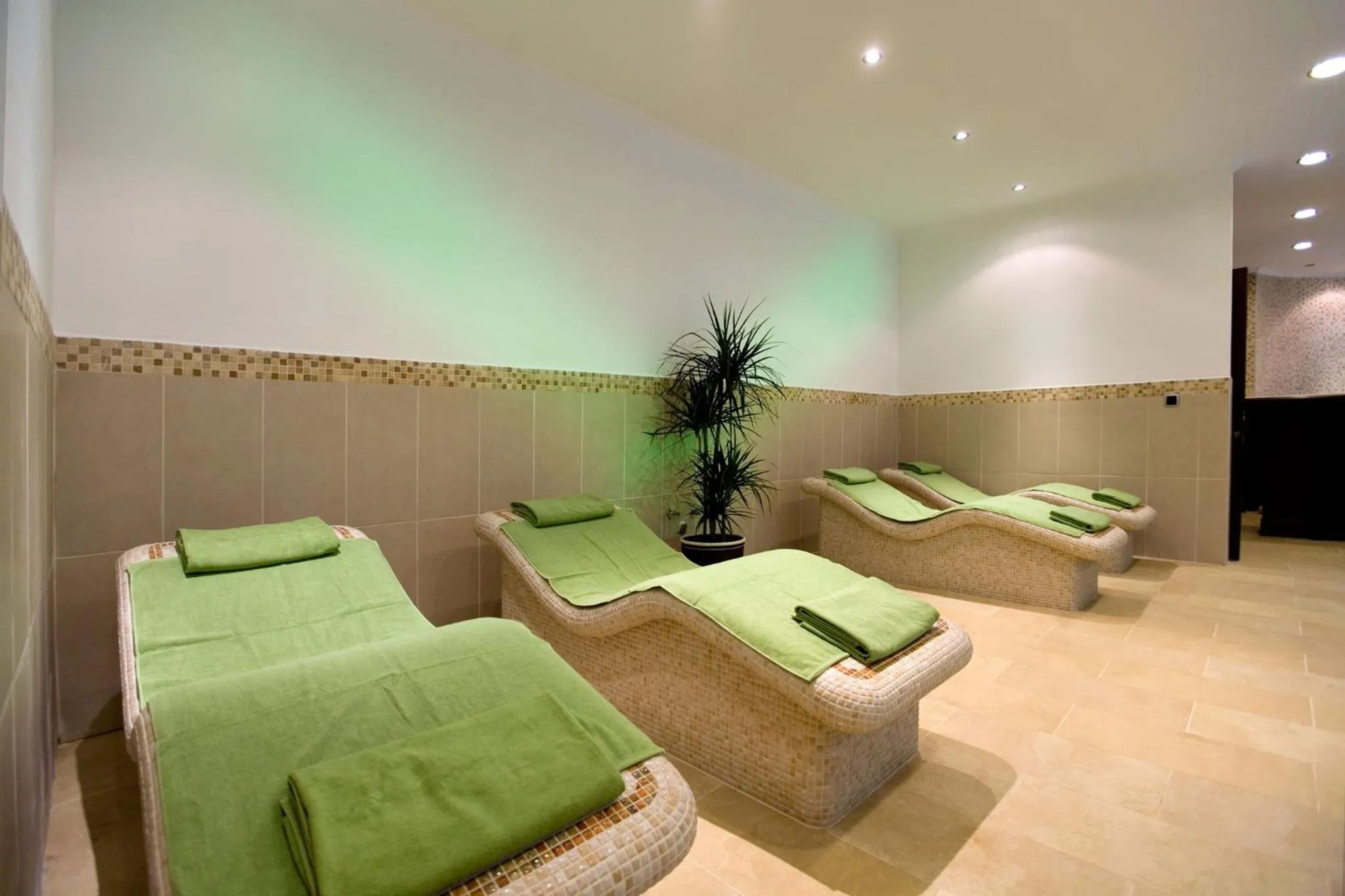 Spa and wellness centre/facilities in Crowne Plaza Antalya by IHG
