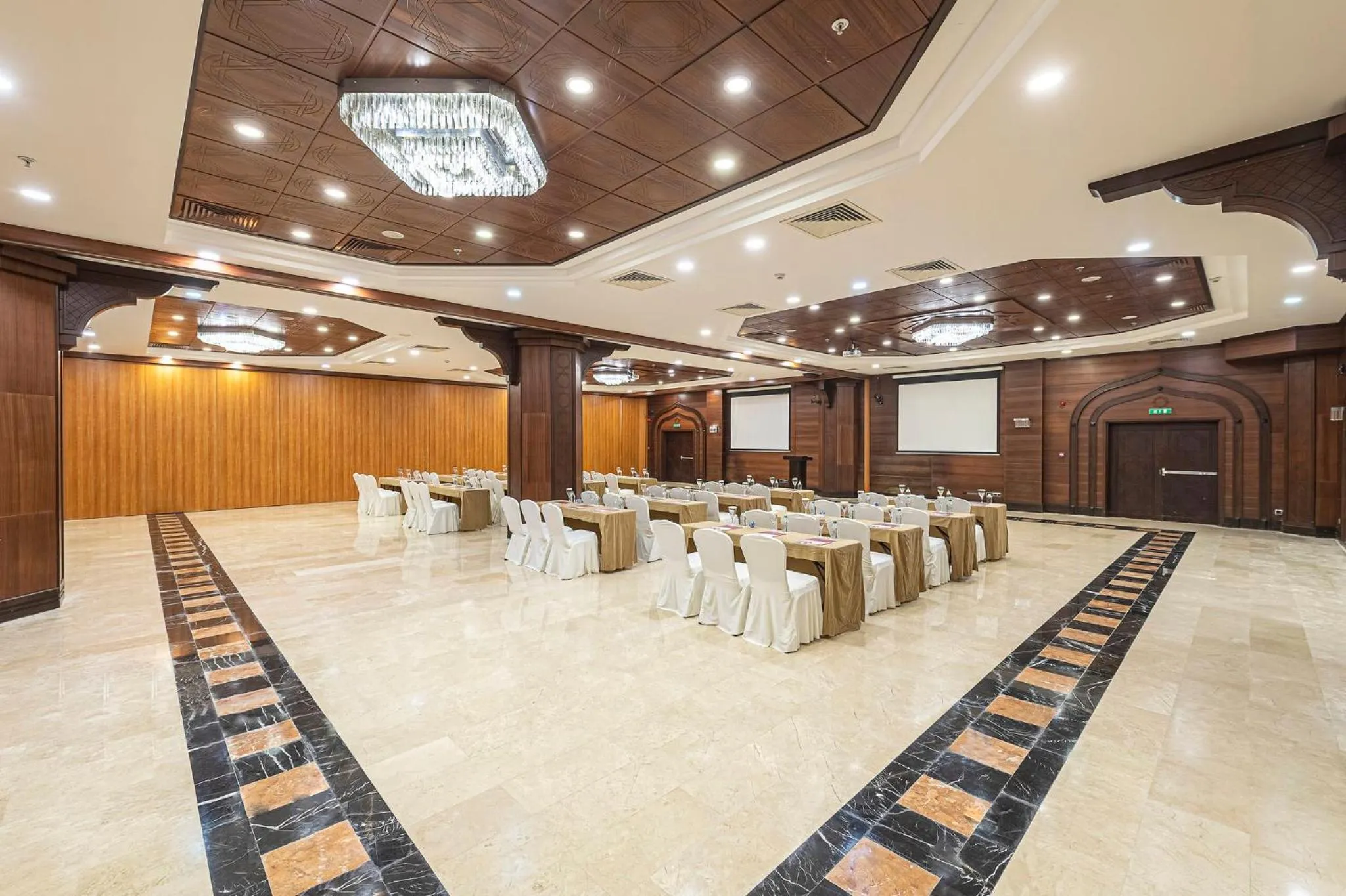 Meeting/conference room in Crowne Plaza Antalya by IHG
