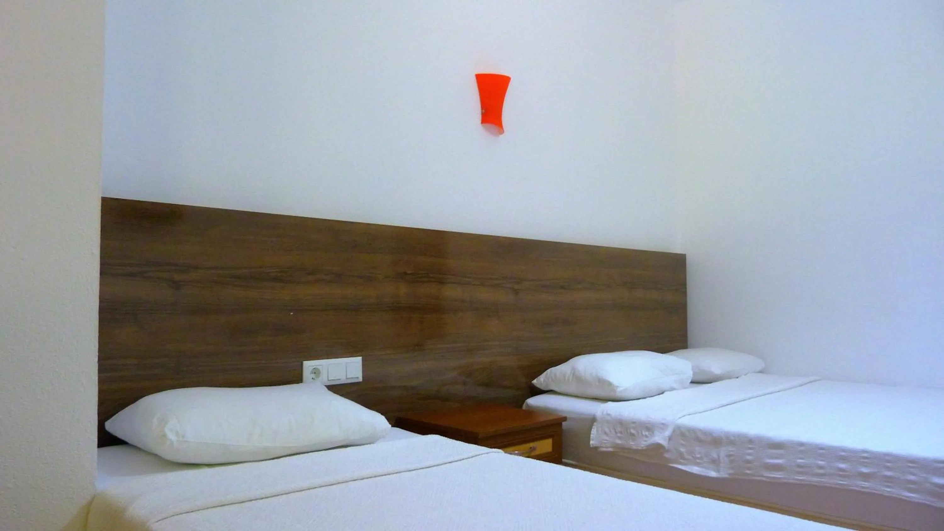 Bed in Simge Pension