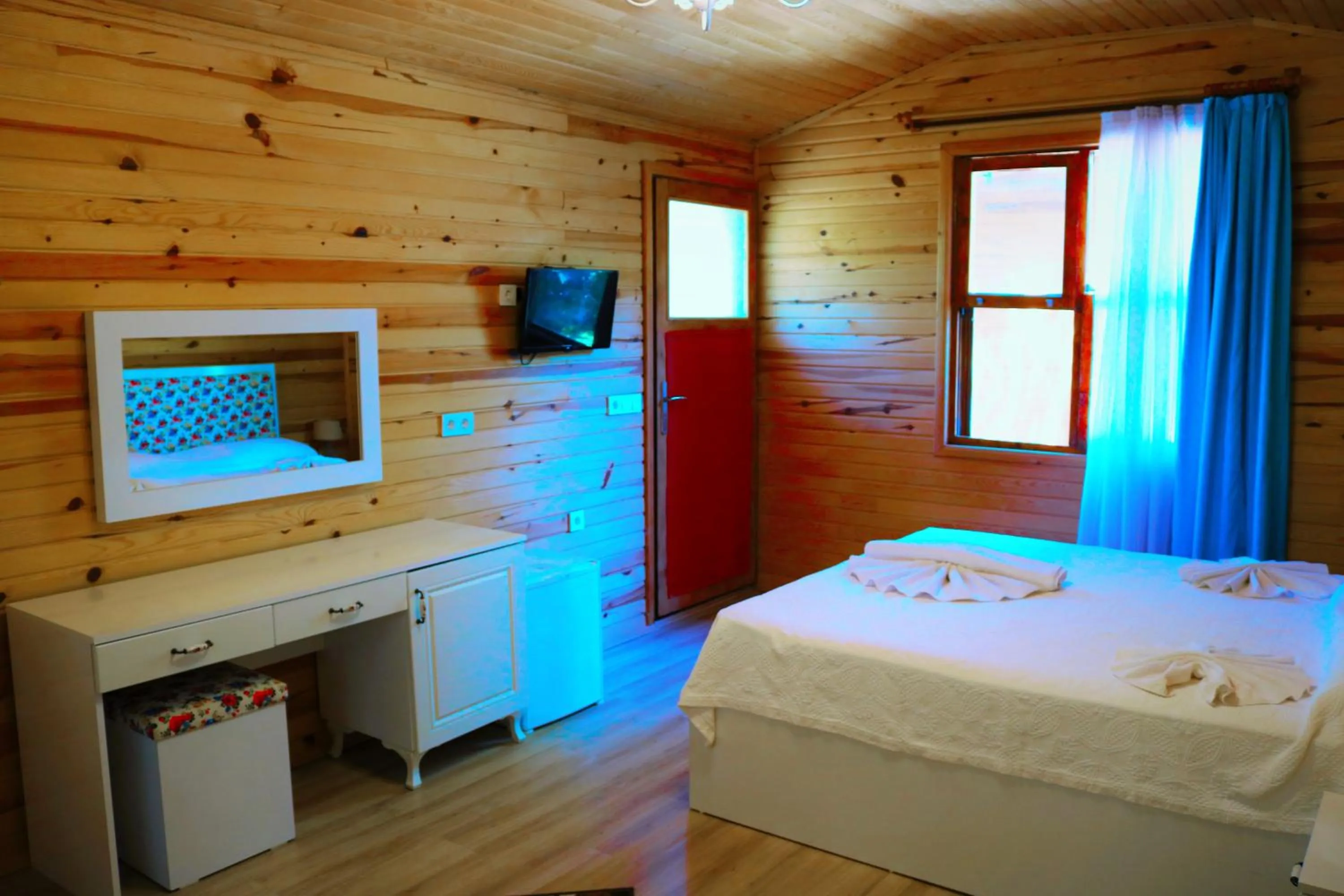 Bedroom in Simge Pension